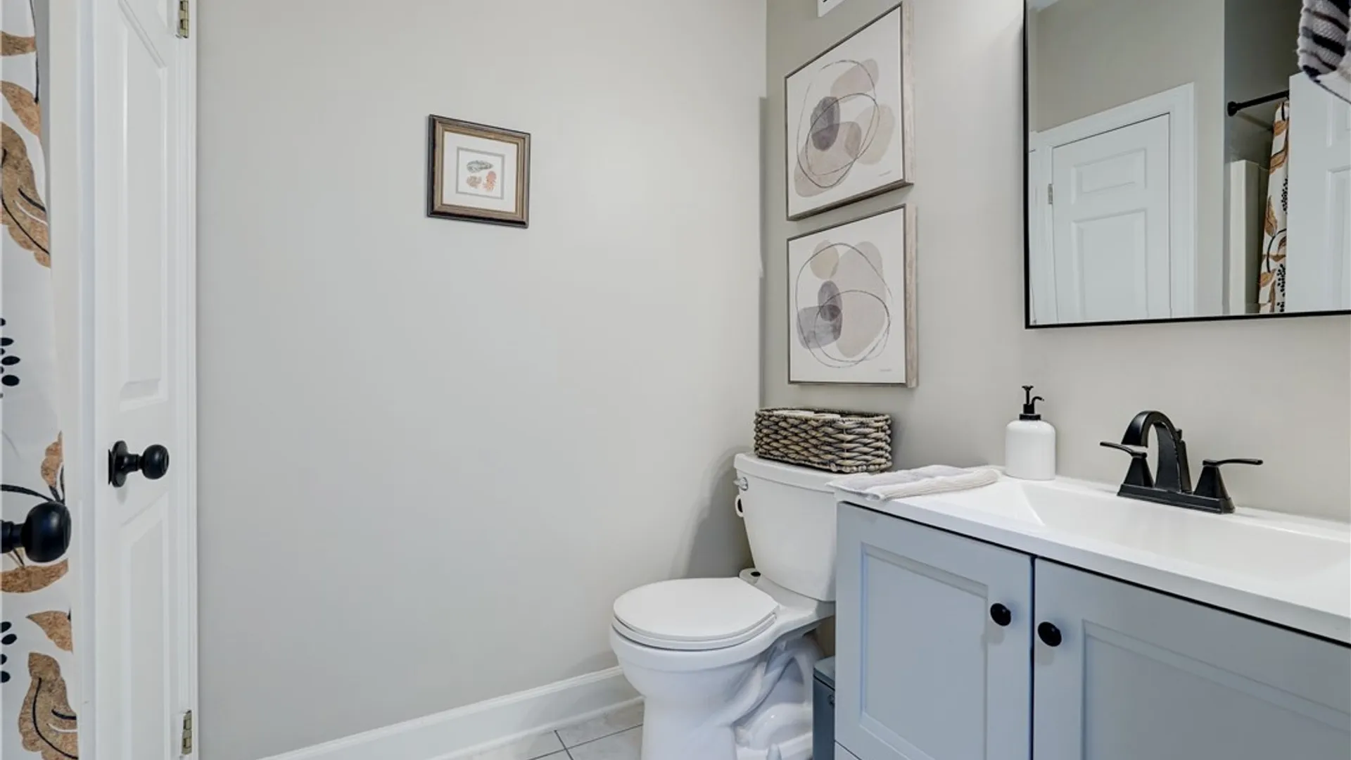 Property at 15 Coach Side Lane, Pittsford, NY 14534 25
