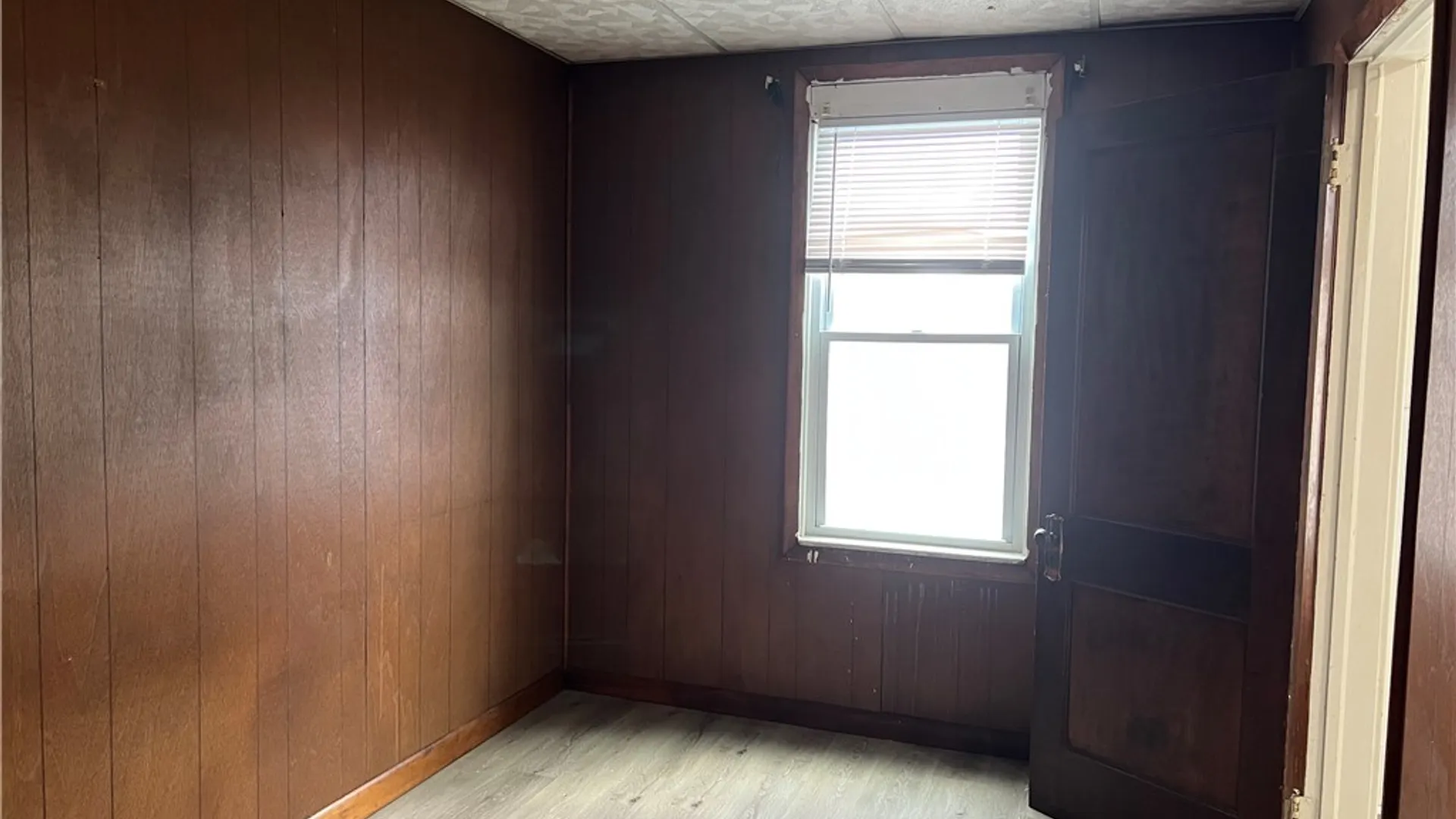 Property at 809 Jefferson Avenue, Utica, NY 13501 15