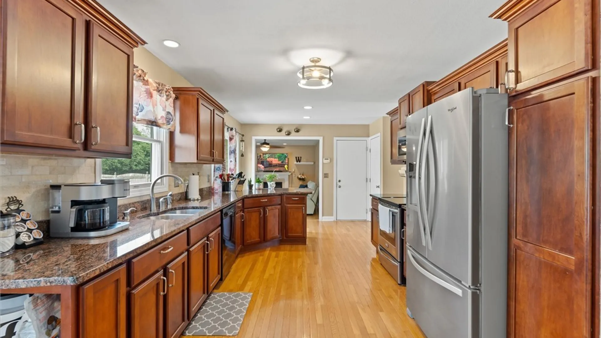 Property at 7404 Bay Chapel Circle, Clay, NY 13088 16