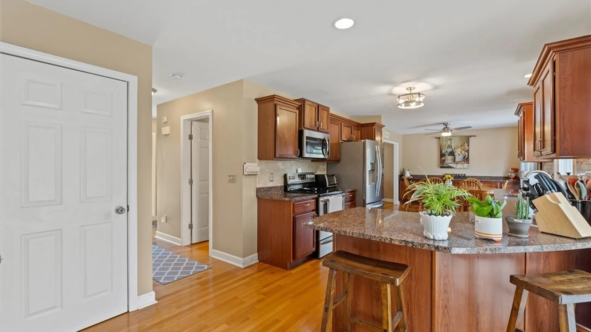 Property at 7404 Bay Chapel Circle, Clay, NY 13088 20