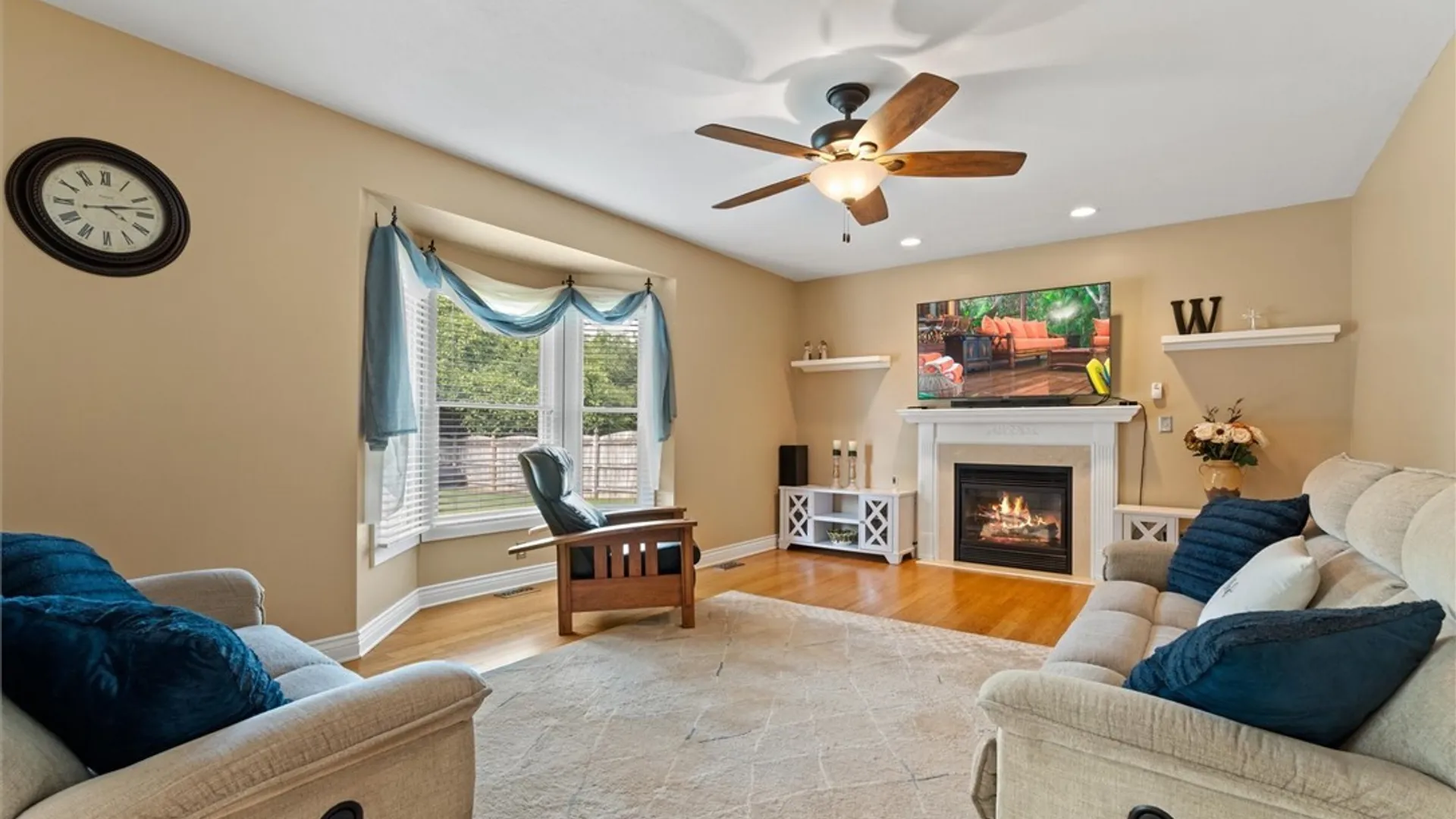 Property at 7404 Bay Chapel Circle, Clay, NY 13088 22