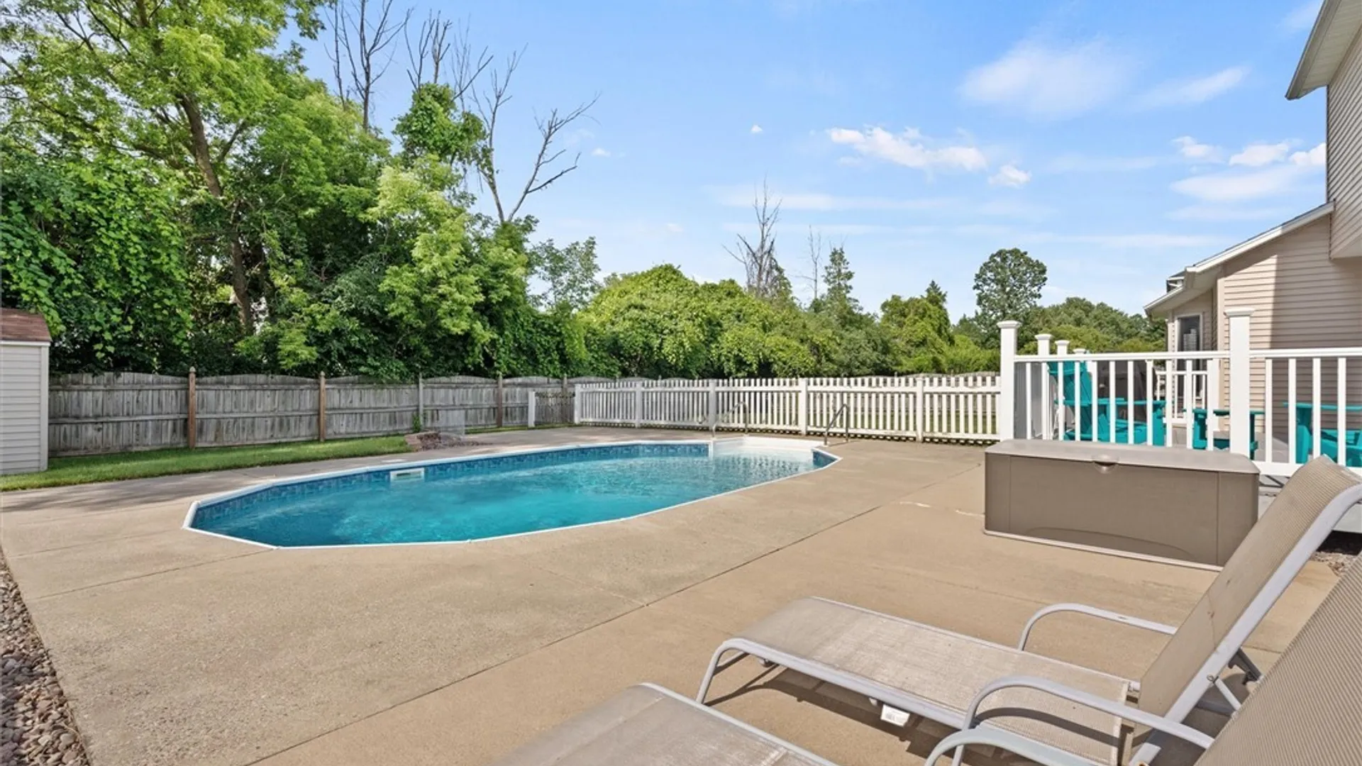 Property at 7404 Bay Chapel Circle, Clay, NY 13088 42