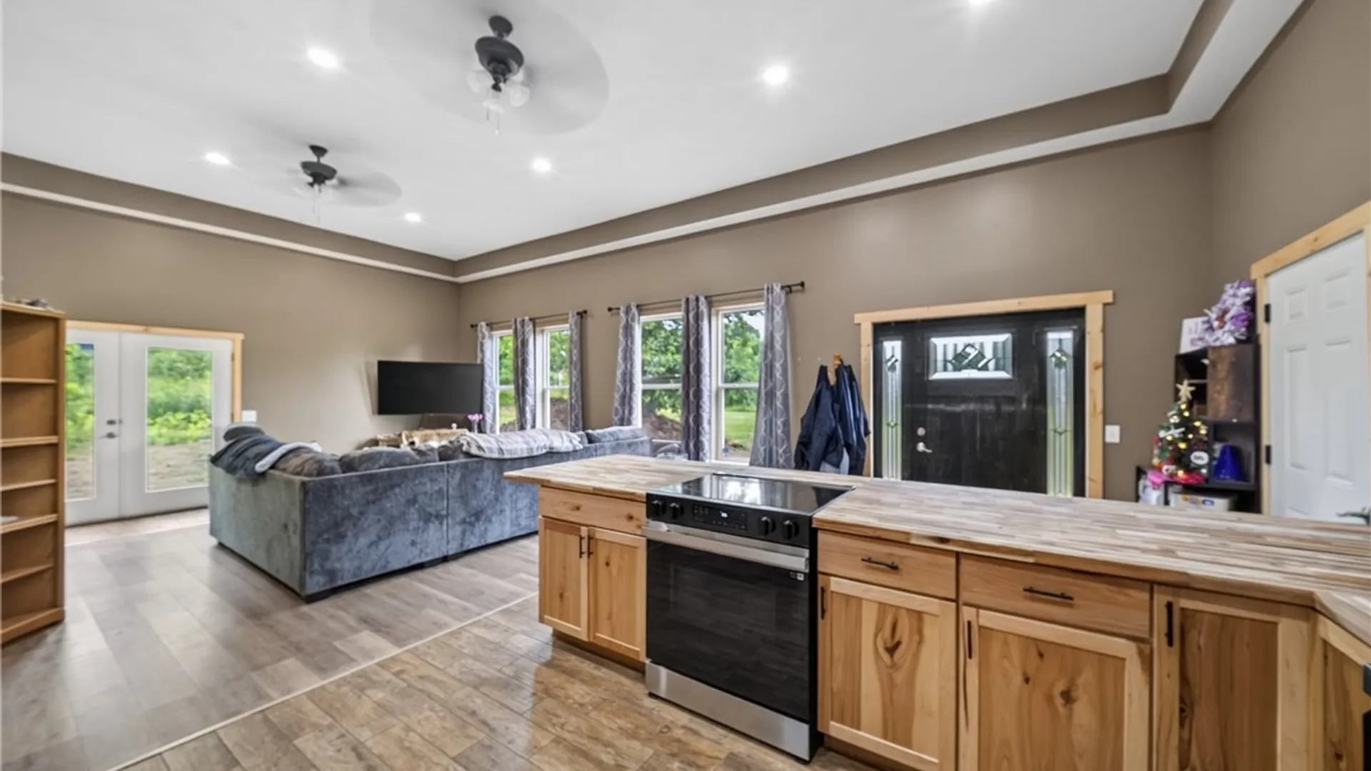 Property at 4261 St Rt 49, Schroeppel, NY 13132 13