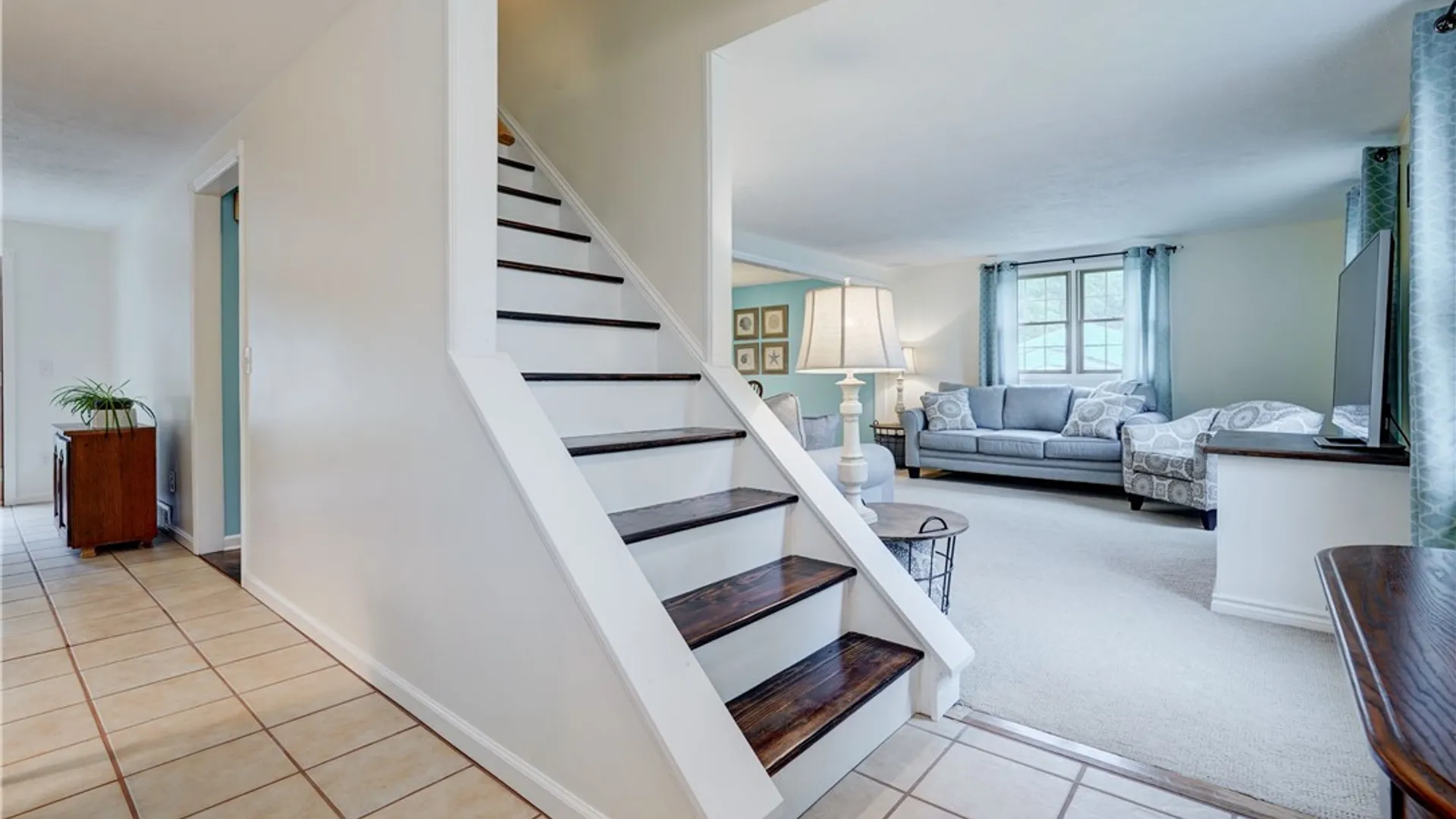 Property at 98 Peakview Drive, Henrietta, NY 14467 3