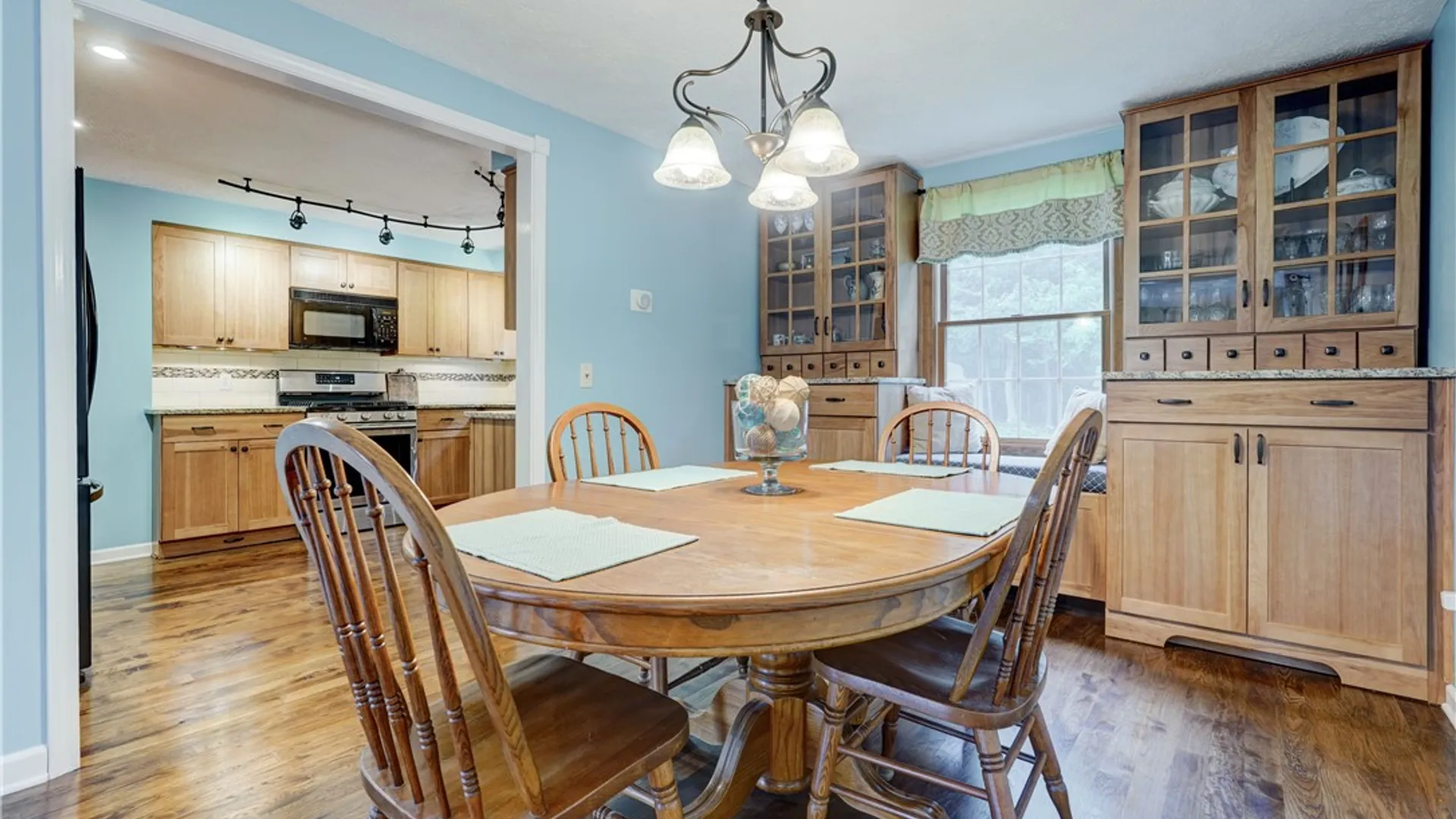 Property at 98 Peakview Drive, Henrietta, NY 14467 8