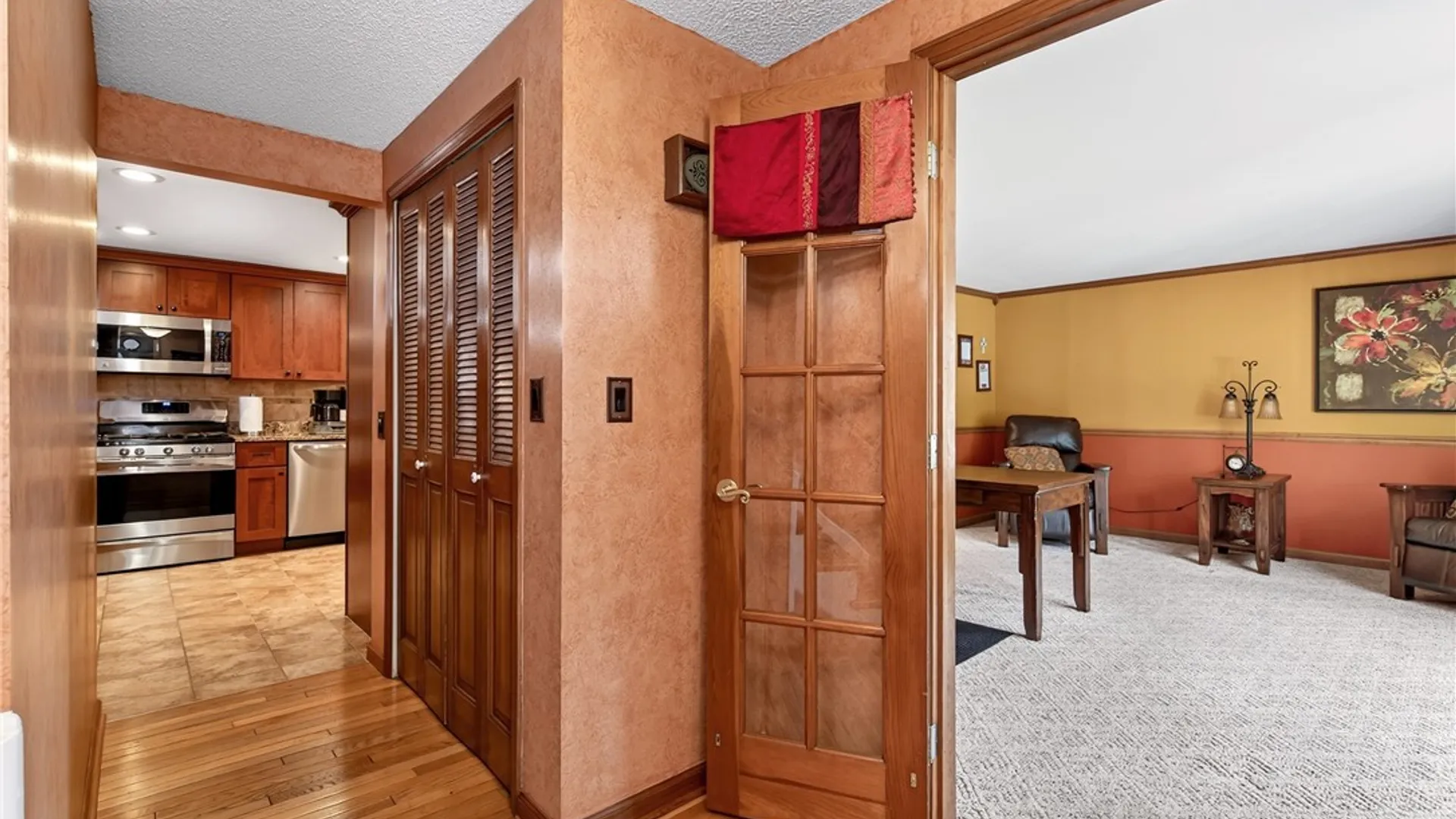 Property at 58 Tobey Hill Drive, West Seneca, NY 14224 6