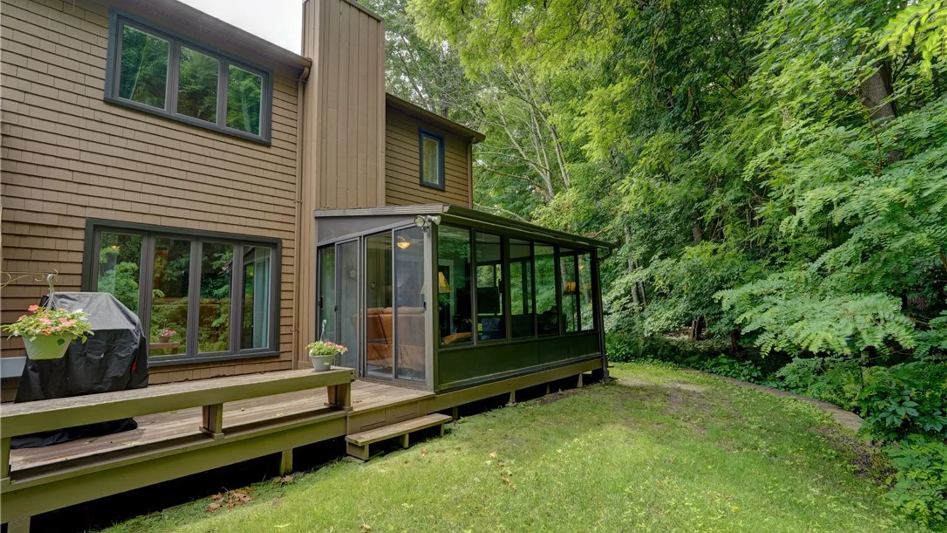 Property at 88 Great Wood Circle, Perinton, NY 14450 42