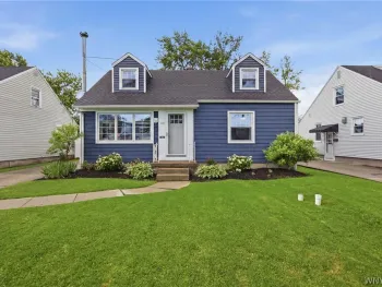 Property at 128 Wrexham Court, Tonawanda, NY 14150