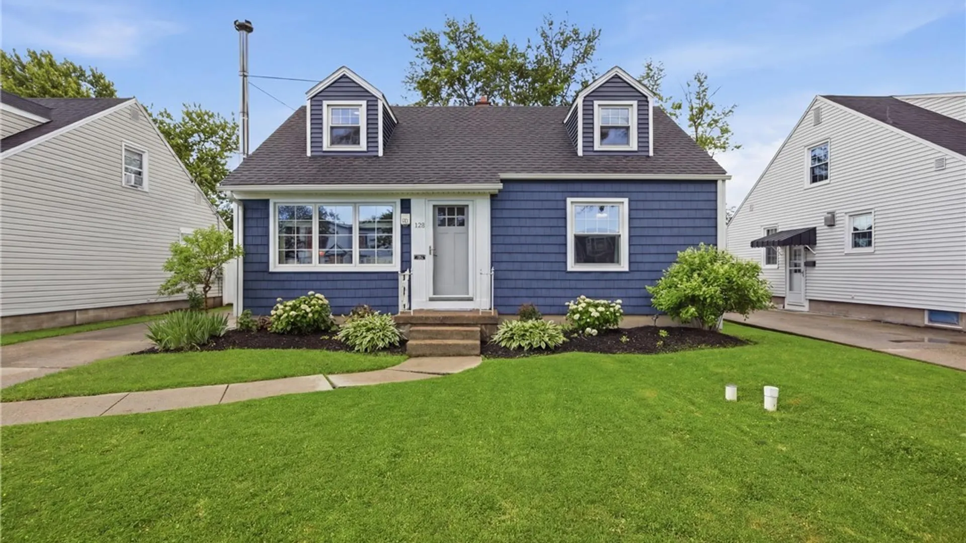 Property at 128 Wrexham Court, Tonawanda, NY 14150 2