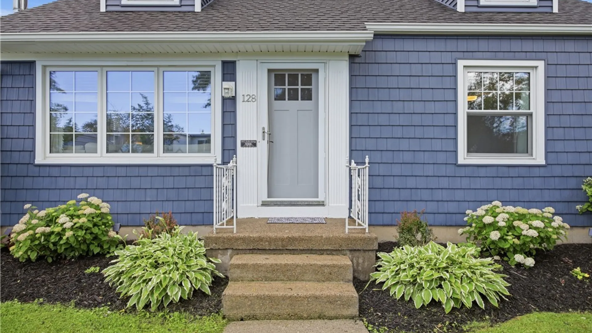 Property at 128 Wrexham Court, Tonawanda, NY 14150 4