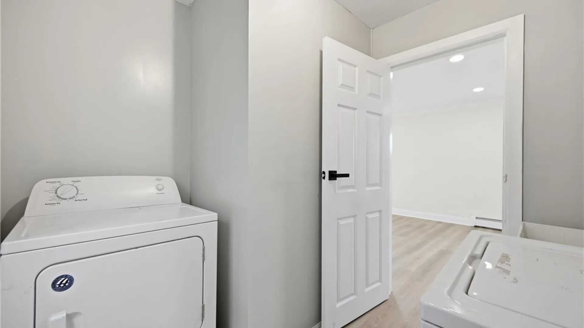 Property at 38 Carruthers Place, North Tonawanda, NY 14120 22