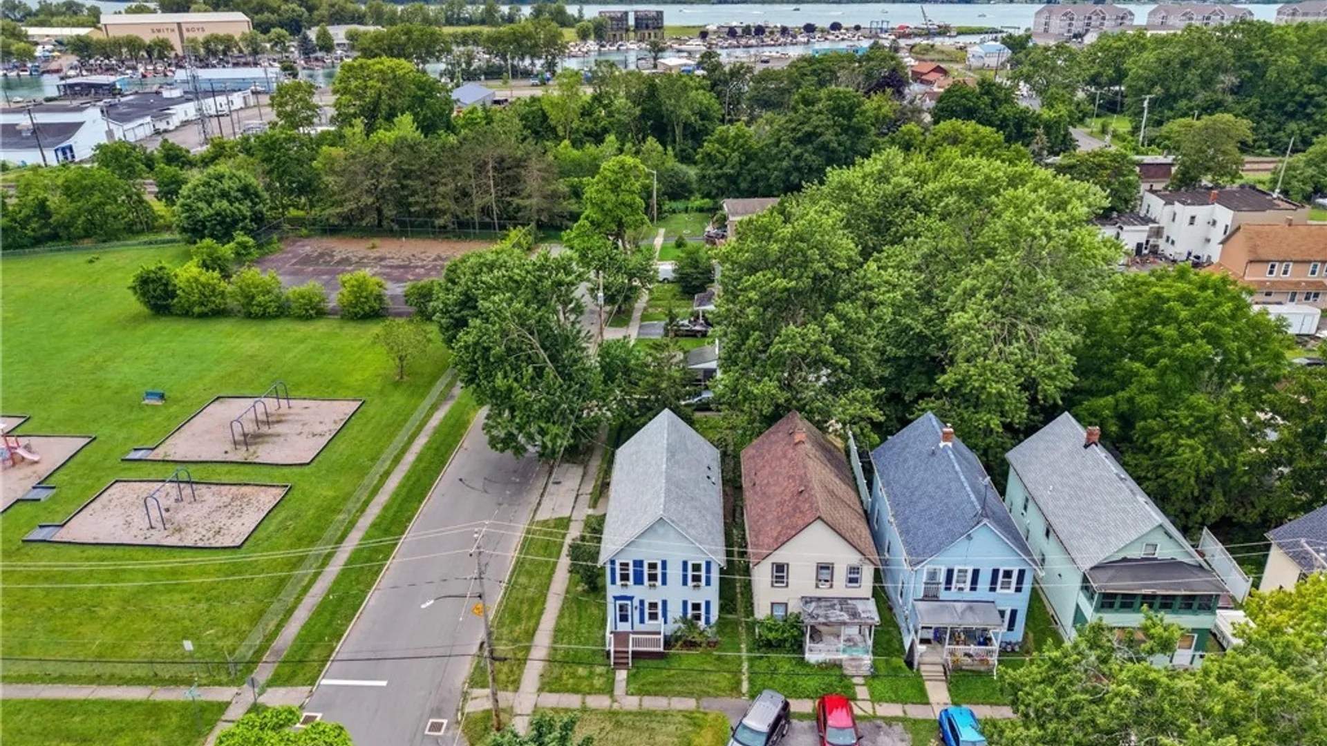 Property at 38 Carruthers Place, North Tonawanda, NY 14120 44