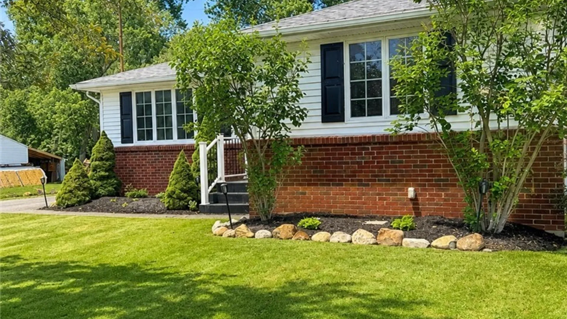 Property at 4032 Clinton Street, West Seneca, NY 14224 2