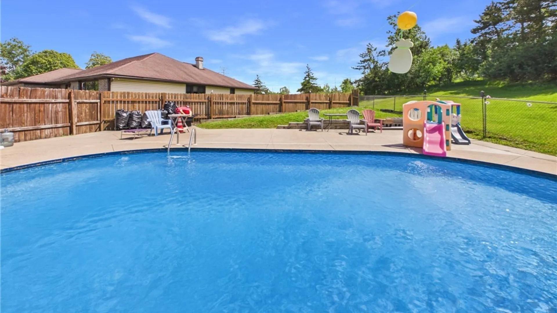Property at 73 Larsen Lane, West Seneca, NY 14224 11