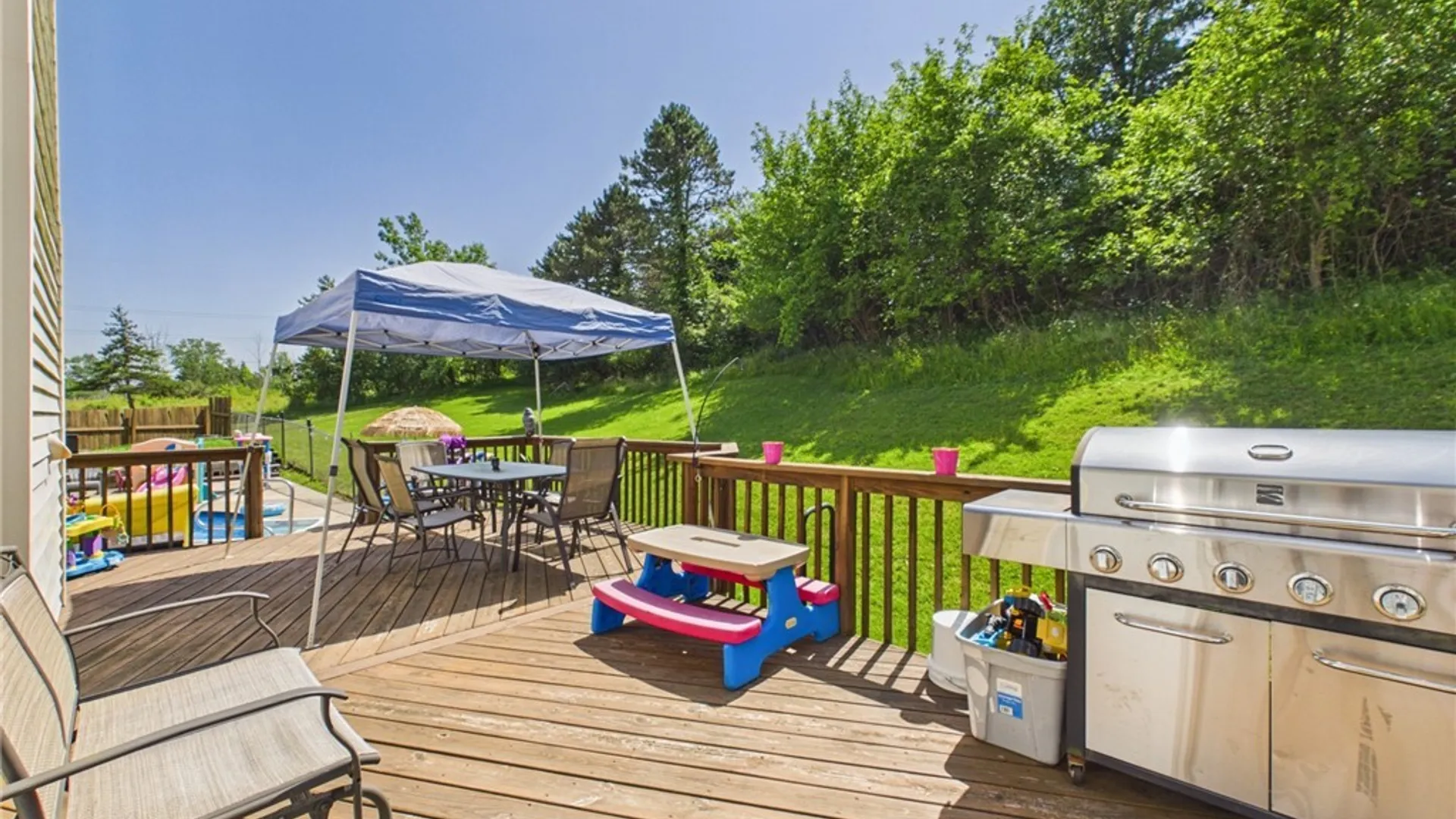 Property at 73 Larsen Lane, West Seneca, NY 14224 20