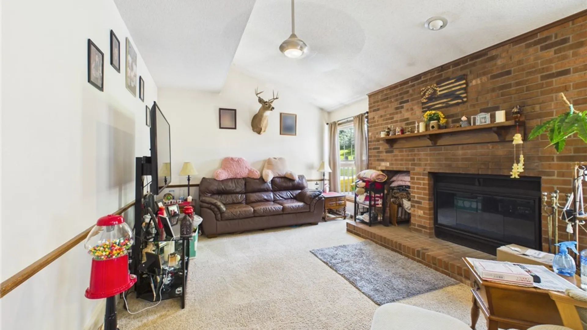 Property at 73 Larsen Lane, West Seneca, NY 14224 21