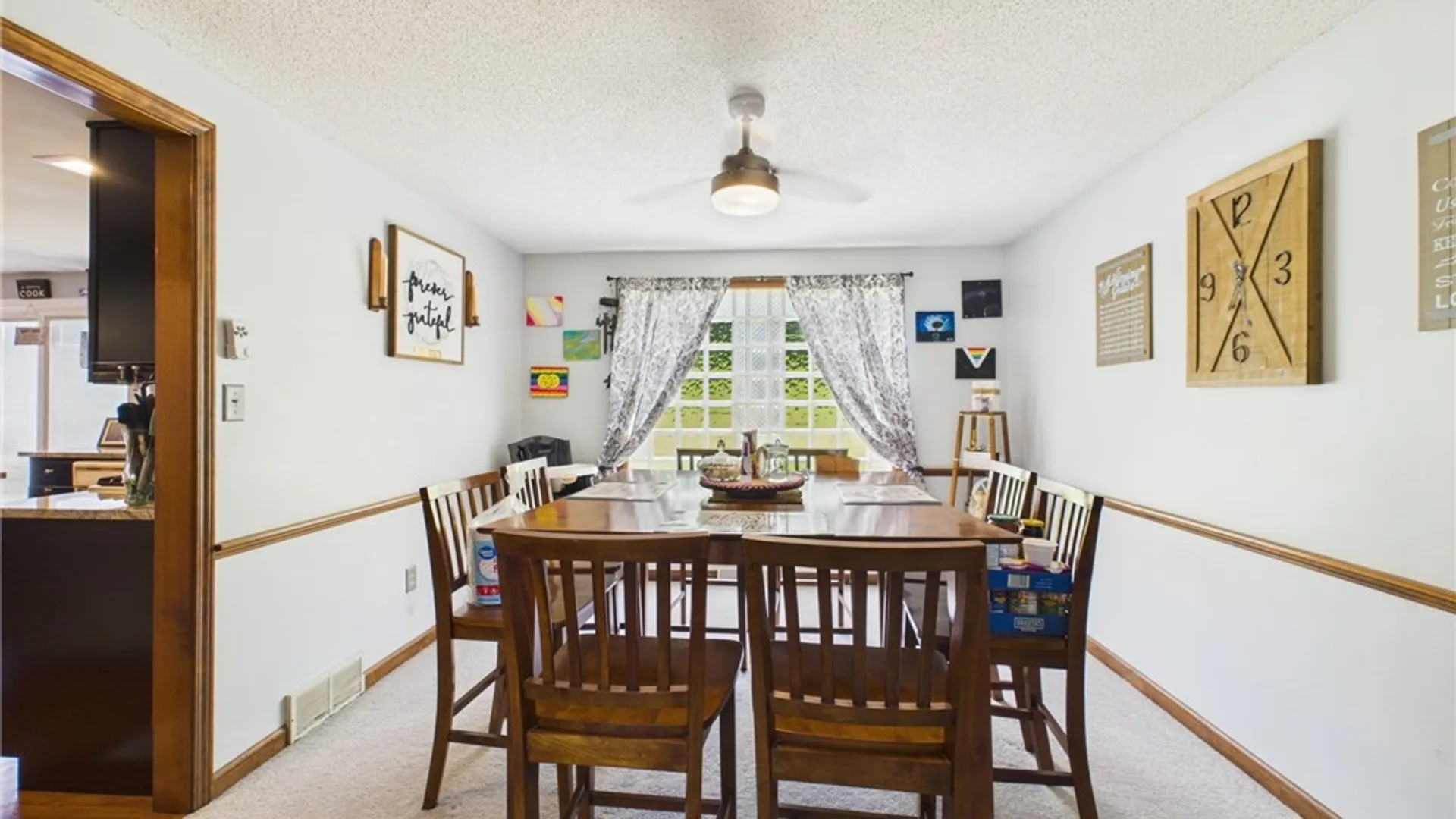 Property at 73 Larsen Lane, West Seneca, NY 14224 25