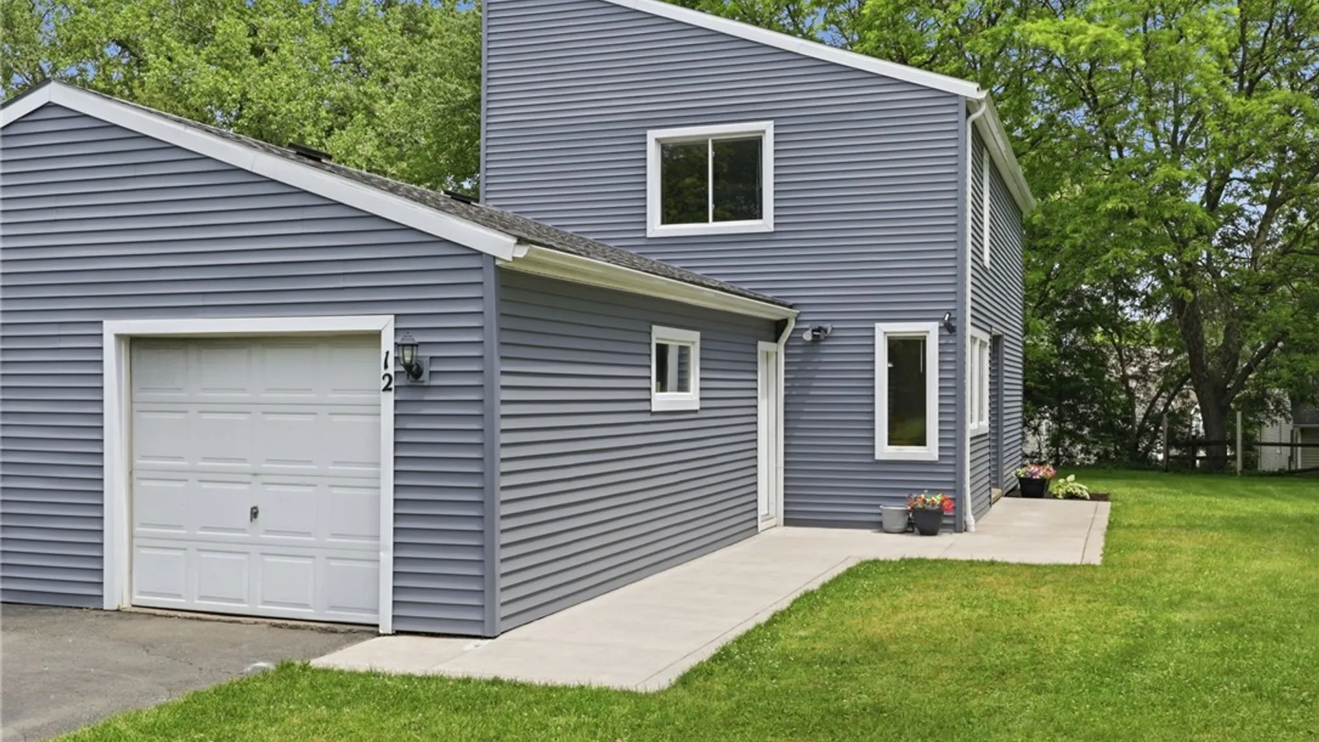 Property at 12 Hanningfield Circle, Perinton, NY 14450 2