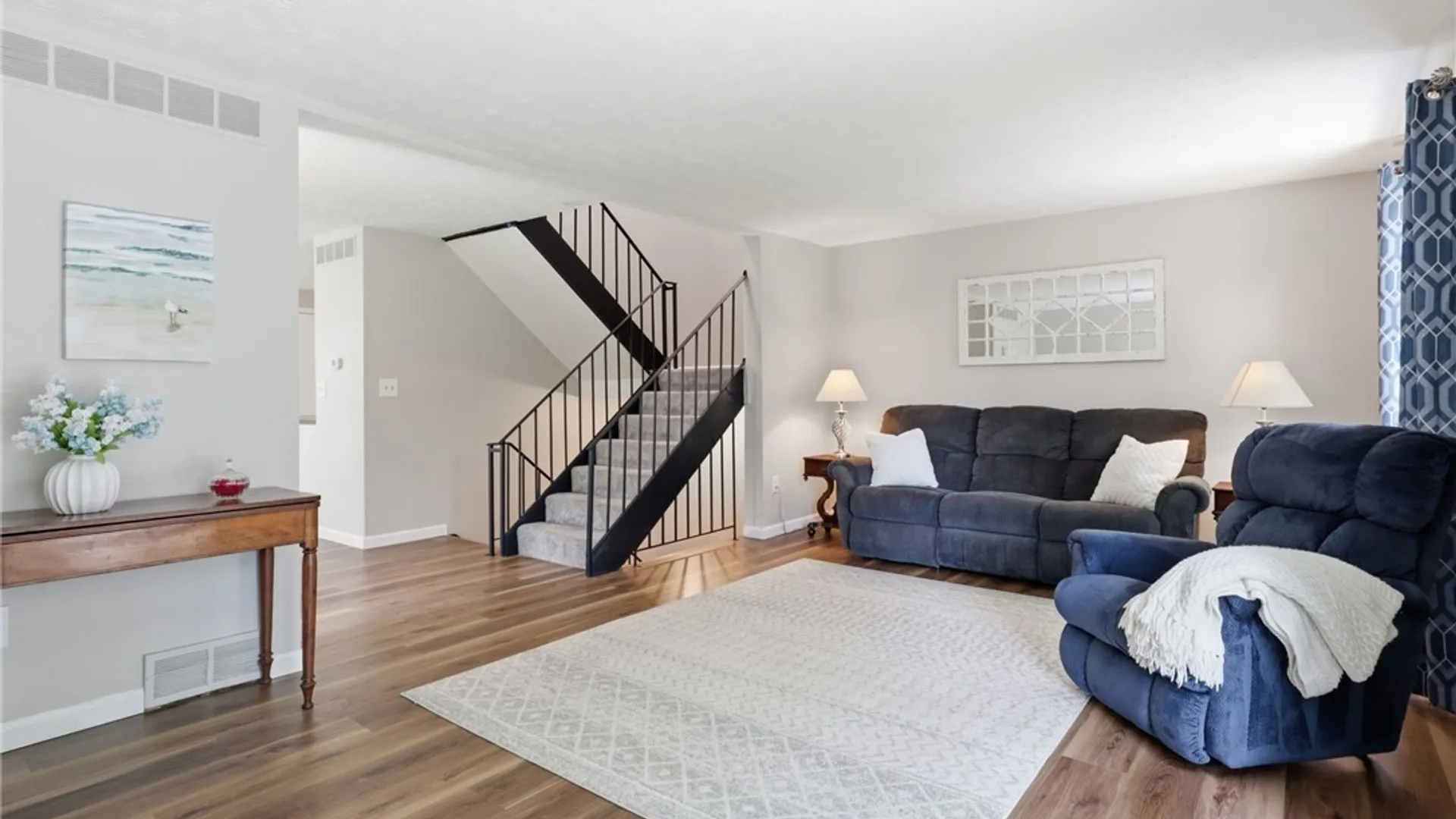 Property at 12 Hanningfield Circle, Perinton, NY 14450 9