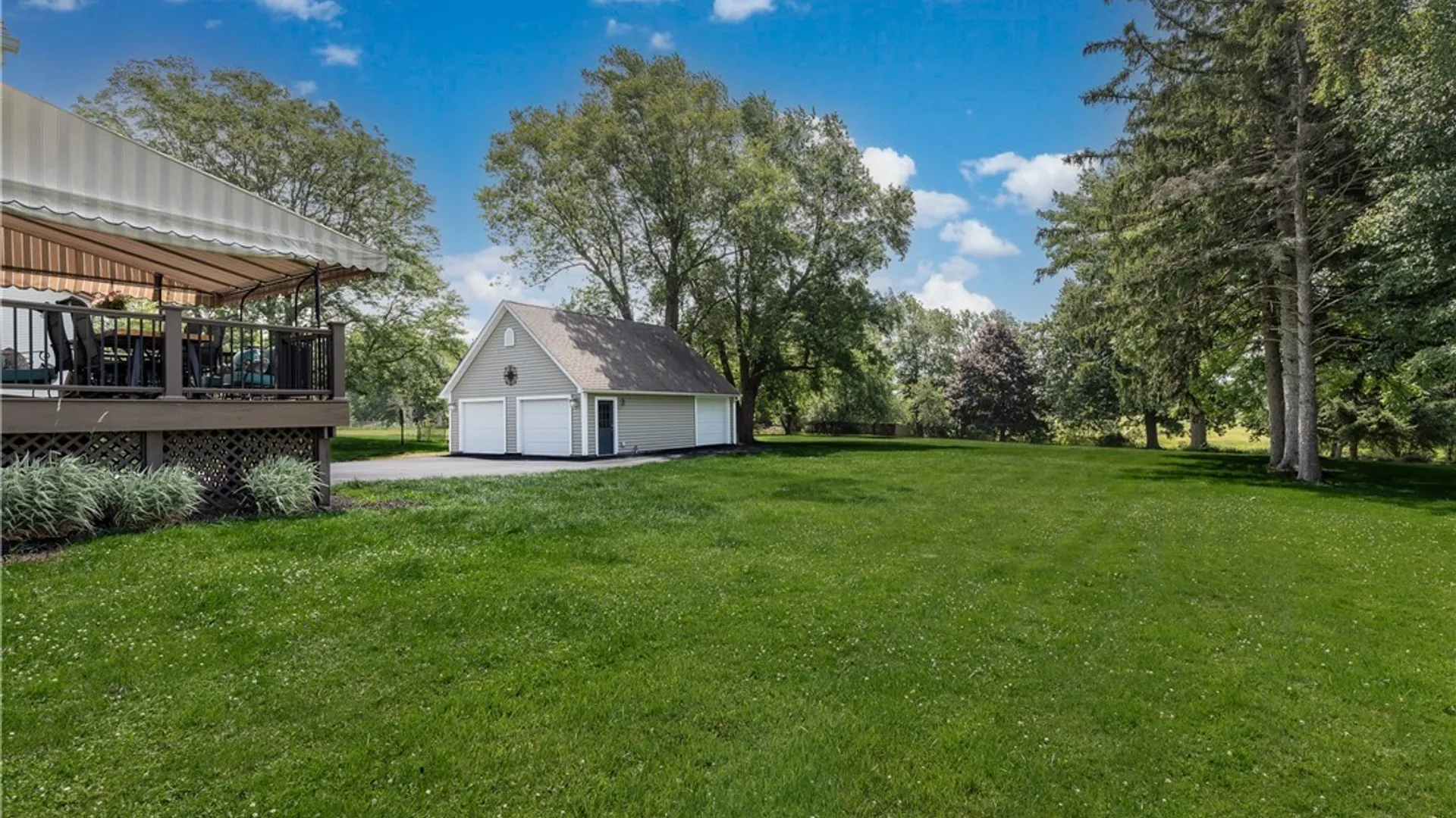 Property at 4367 Clinton Street, West Seneca, NY 14224 11