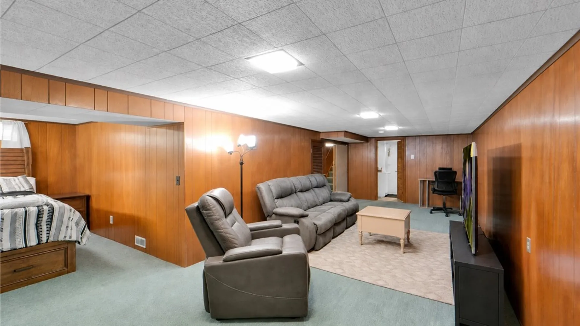 Property at 163 Fleetwood Drive, Irondequoit, NY 14609 17