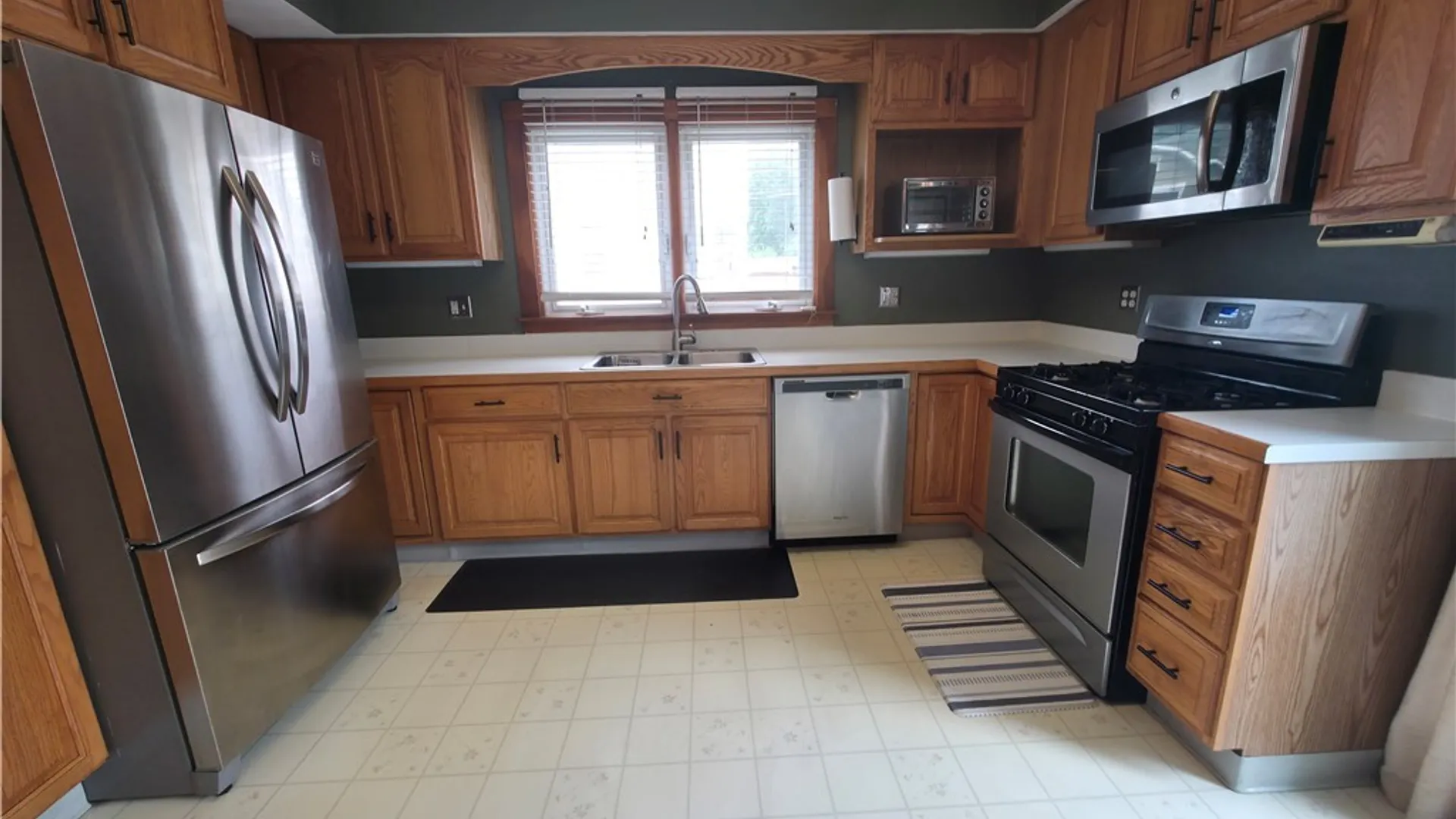 Property at 12 1st Street, Camillus, NY 13031 4