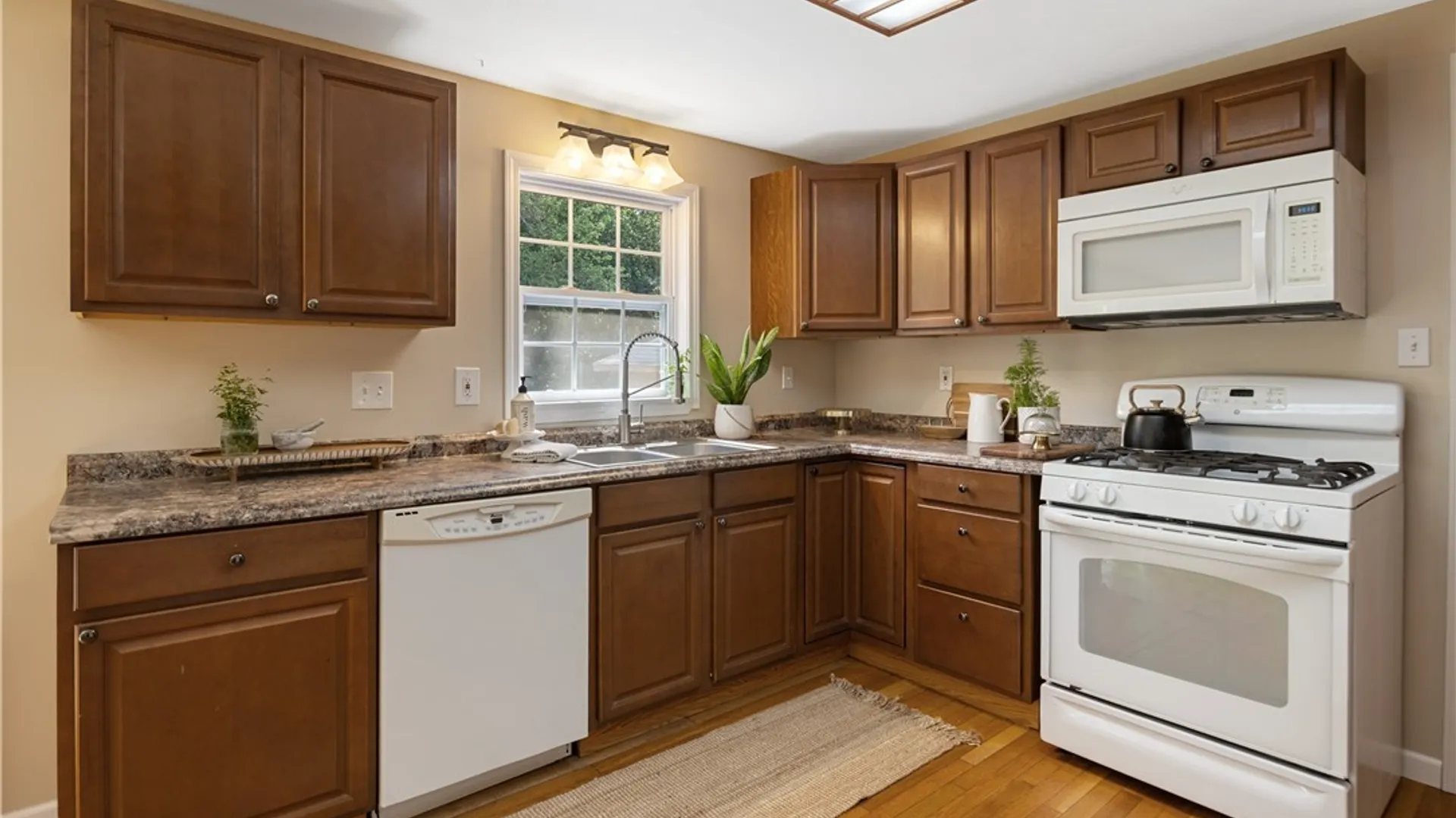 Property at 5510 Taormina Drive, Clay, NY 13041 11