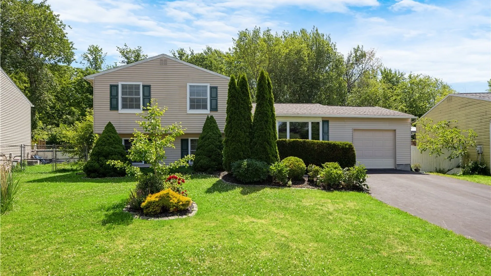 Property at 5510 Taormina Drive, Clay, NY 13041 2