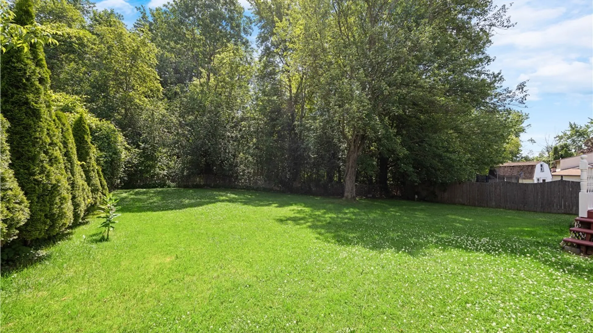 Property at 5510 Taormina Drive, Clay, NY 13041 35