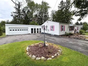 51 Fleming Street, Auburn, NY 13021