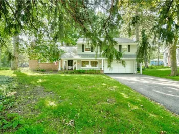 Property at 83 Hillhurst Lane, Irondequoit, NY 14617