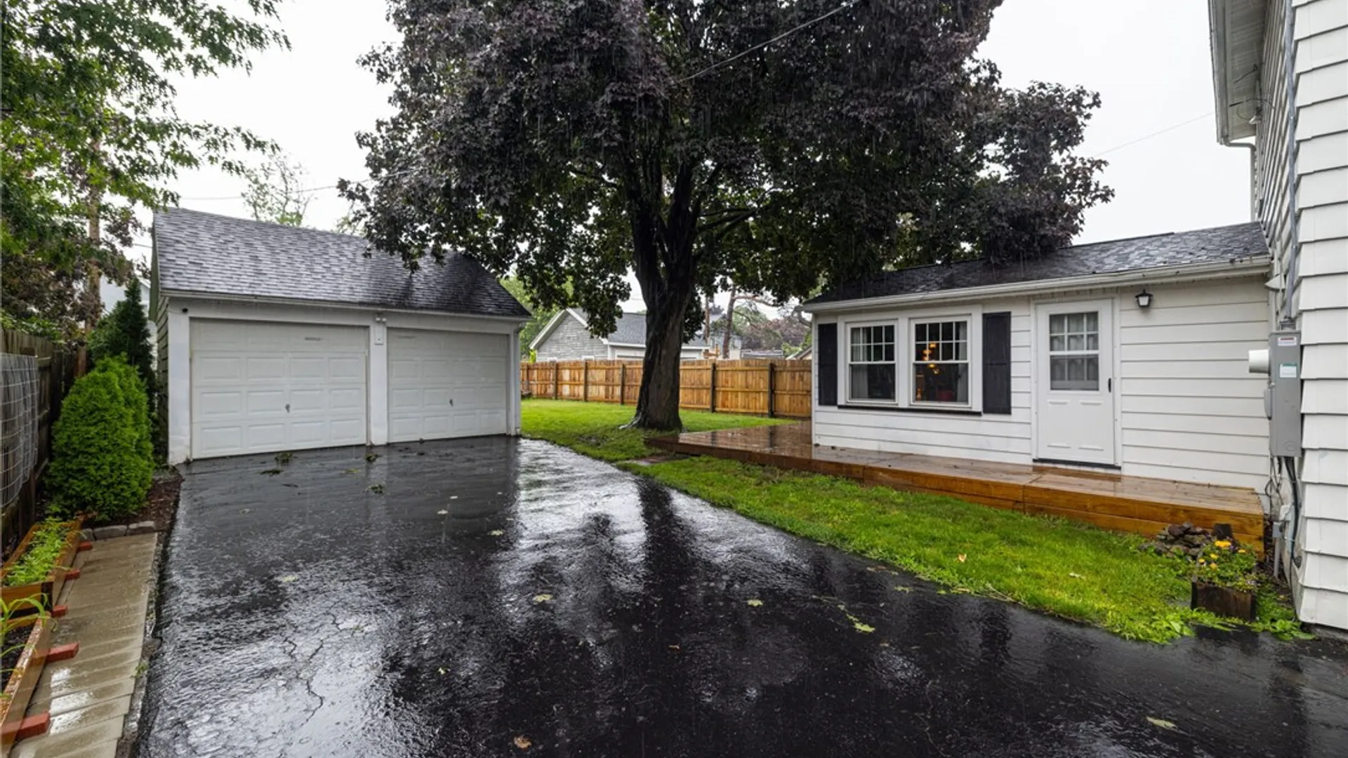 Property at 98 Wimbledon Road, Irondequoit, NY 14617 37