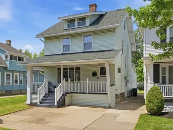 Property at 121 Tremaine Avenue, Tonawanda, NY 14217