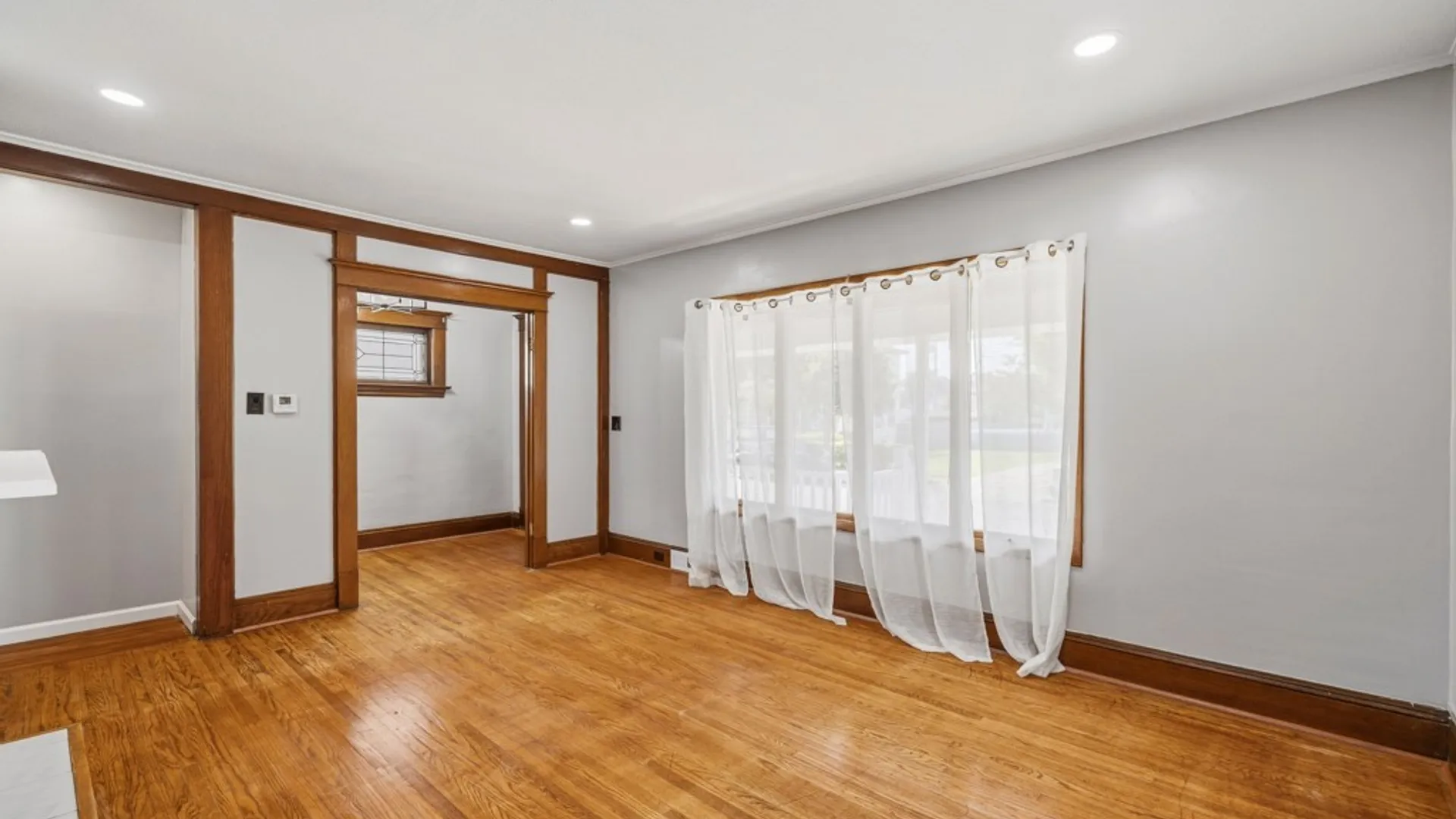 Property at 121 Tremaine Avenue, Tonawanda, NY 14217 5