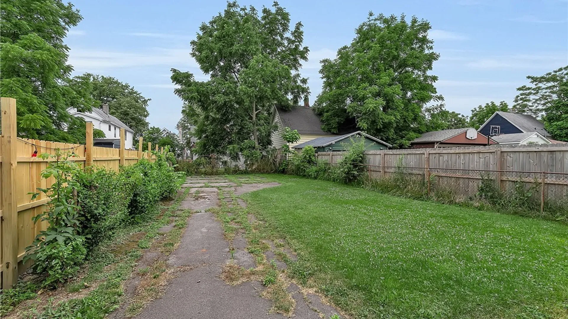 Property at 140 Benzinger Street, Buffalo, NY 14206 7