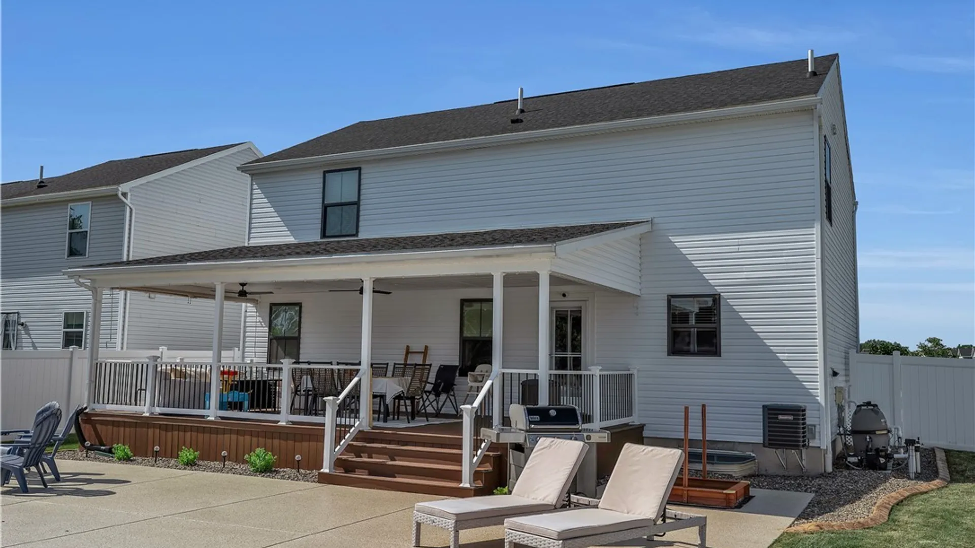 Property at 141 Florence Lane, Amherst, NY 14228 41