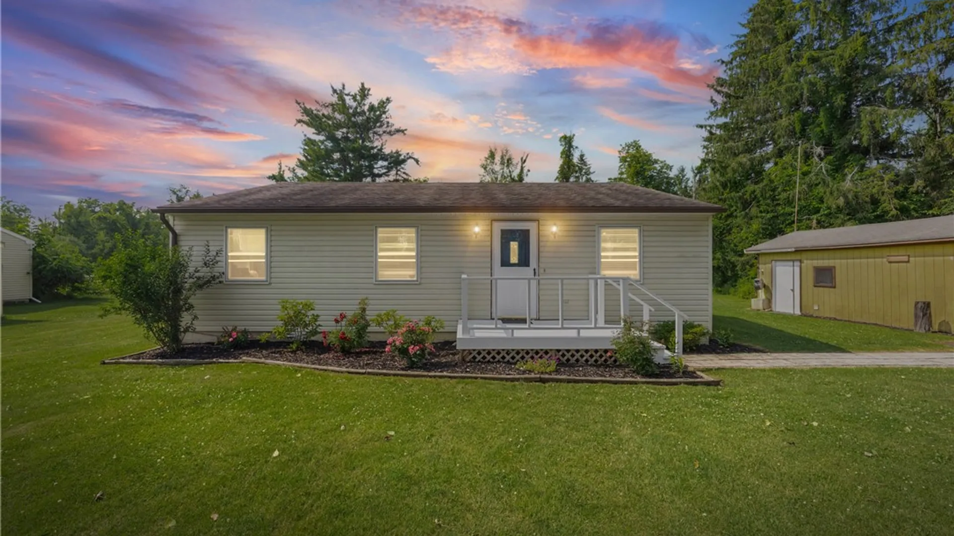 Property at 9080 Route 31, Galen, NY 14489 2