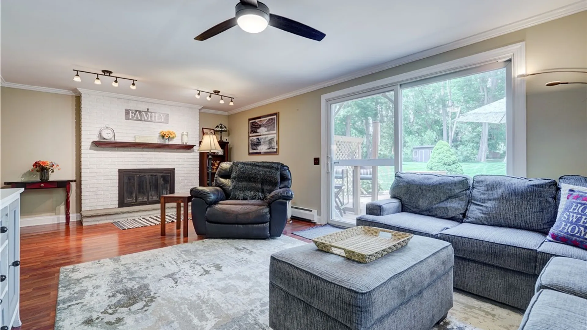 Property at 643 Chatelaine Drive, Webster, NY 14580 32