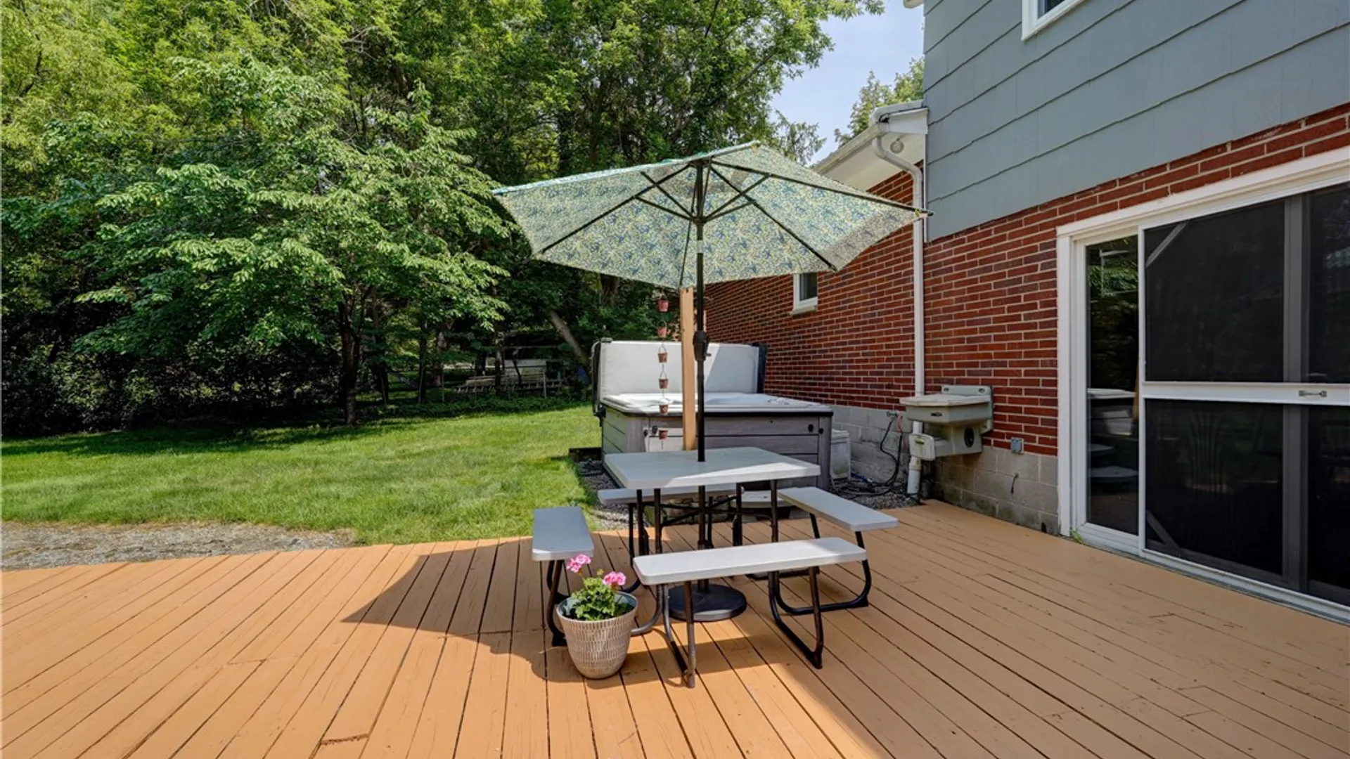 Property at 643 Chatelaine Drive, Webster, NY 14580 33