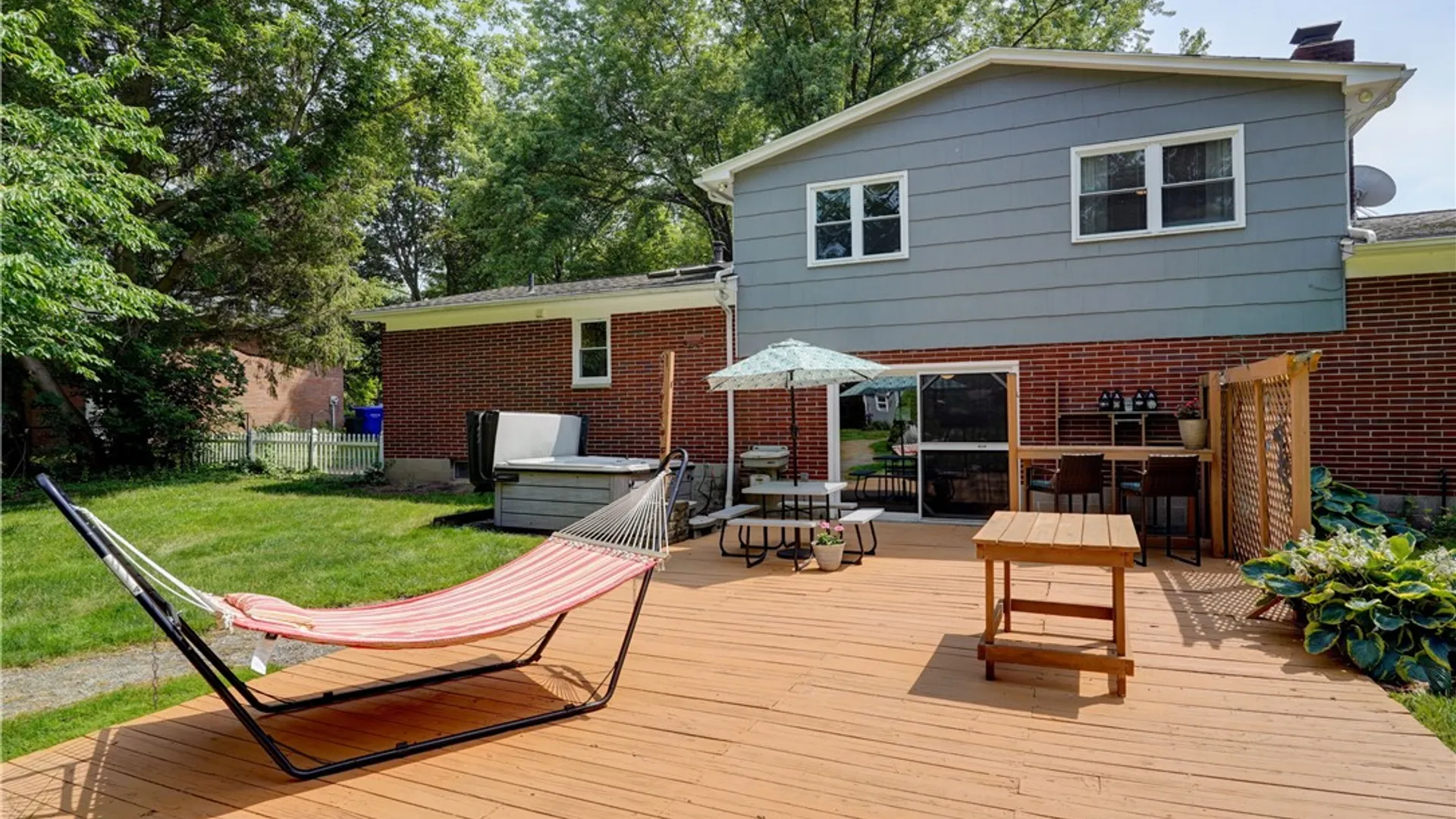Property at 643 Chatelaine Drive, Webster, NY 14580 37