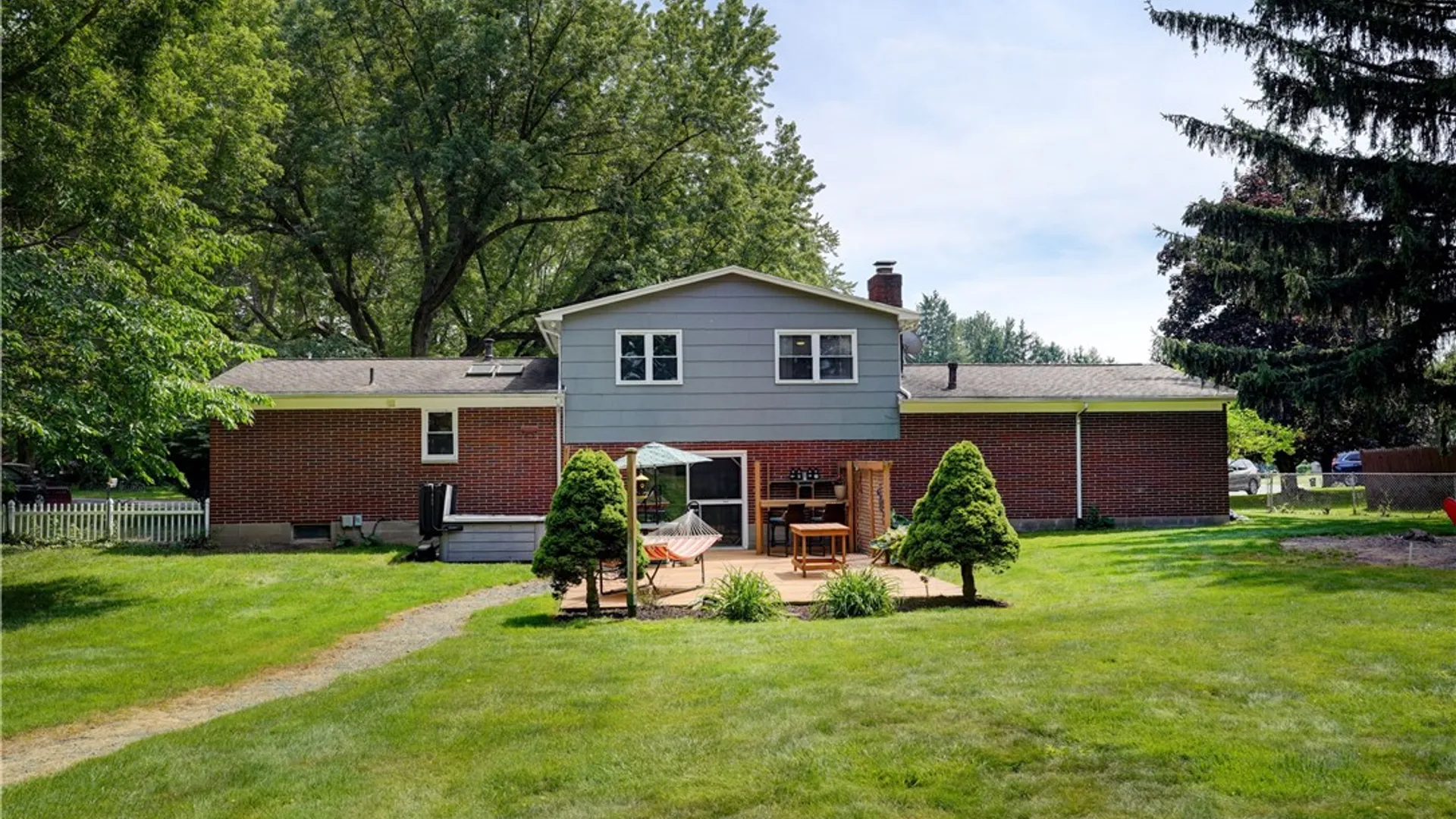 Property at 643 Chatelaine Drive, Webster, NY 14580 44