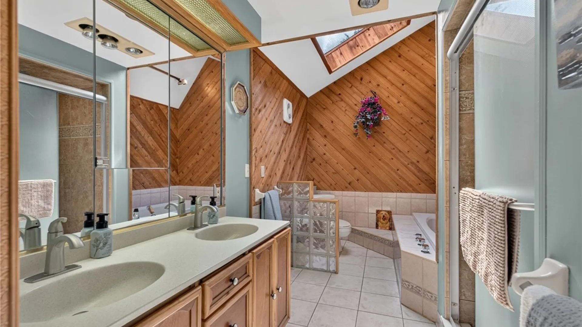 Property at 7 Shire Drive, Amherst, NY 14221 28