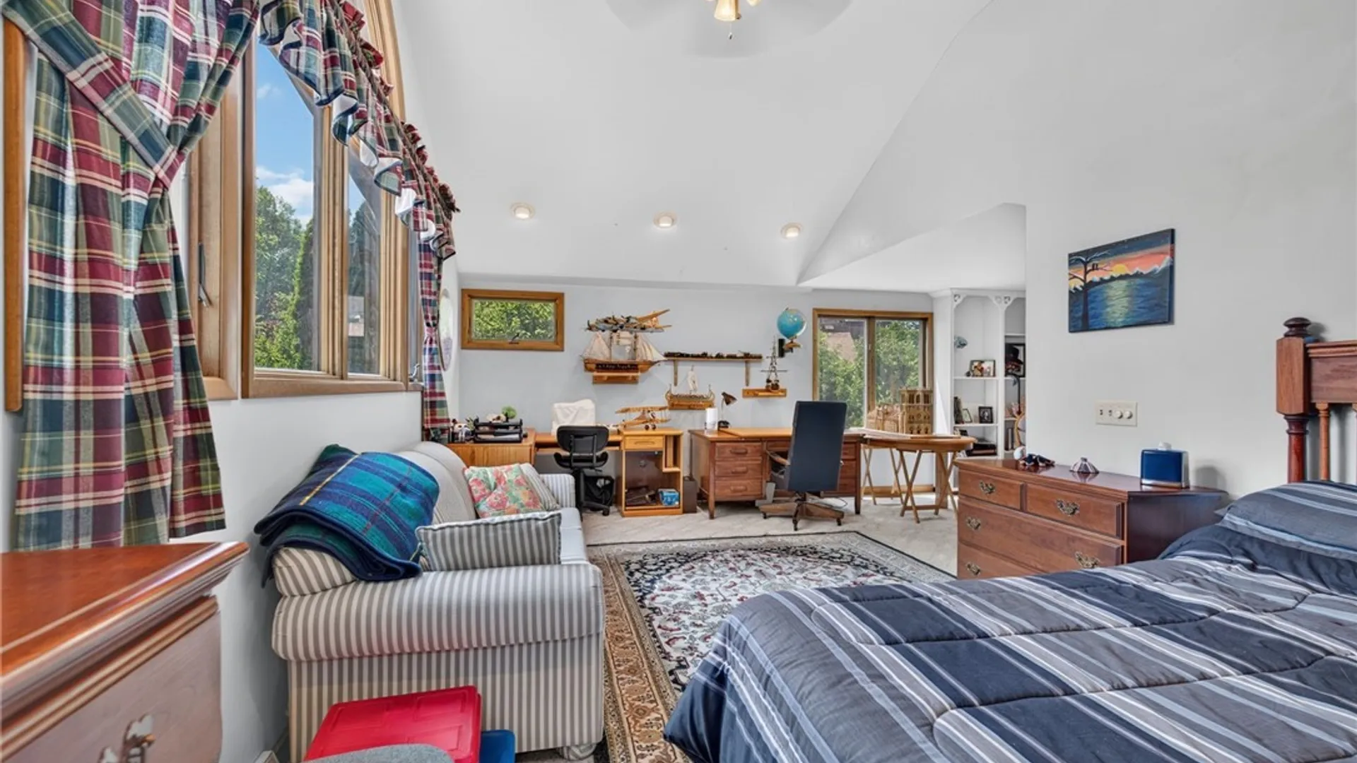 Property at 7 Shire Drive, Amherst, NY 14221 32