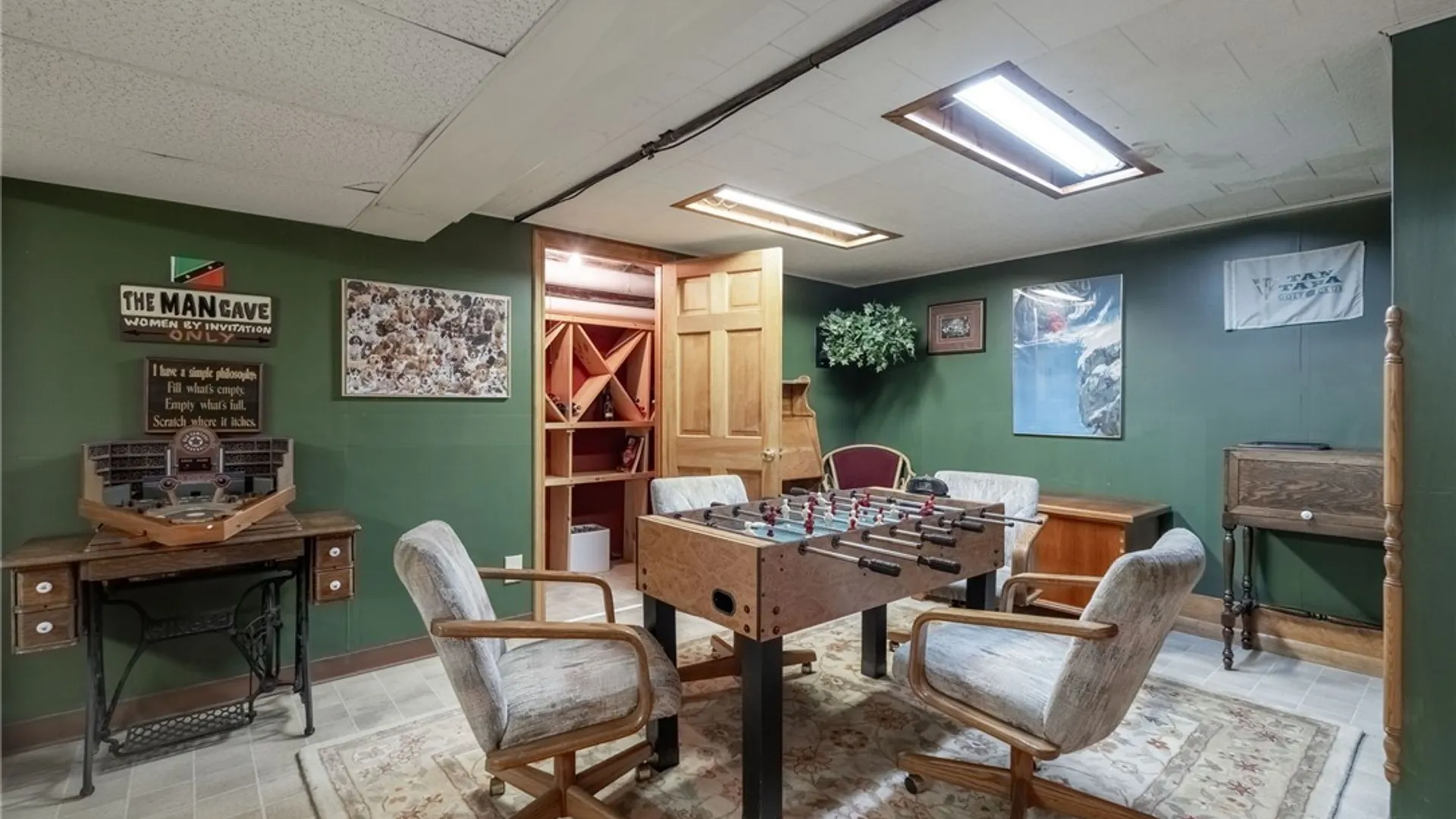 Property at 7 Shire Drive, Amherst, NY 14221 42