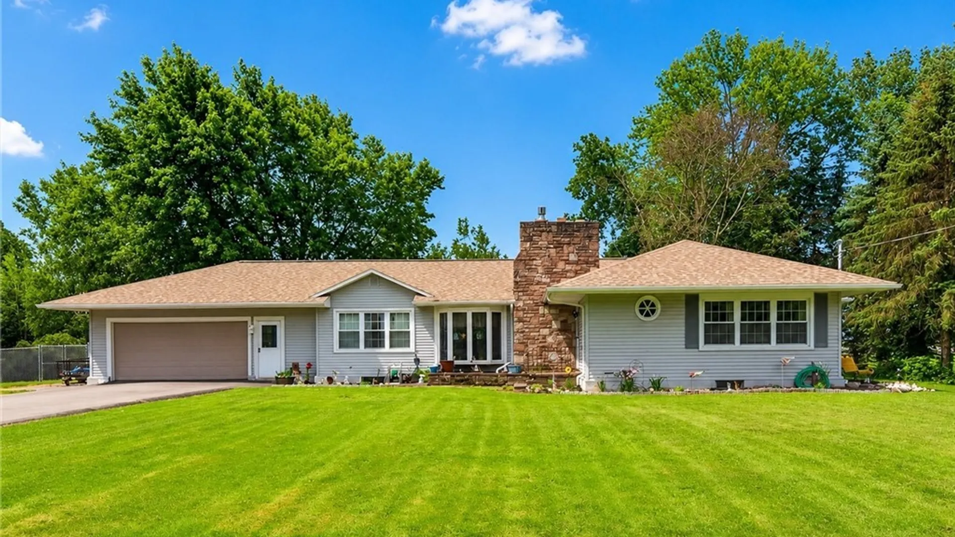 Property at 360 East Avenue, Albion, NY 14411 2