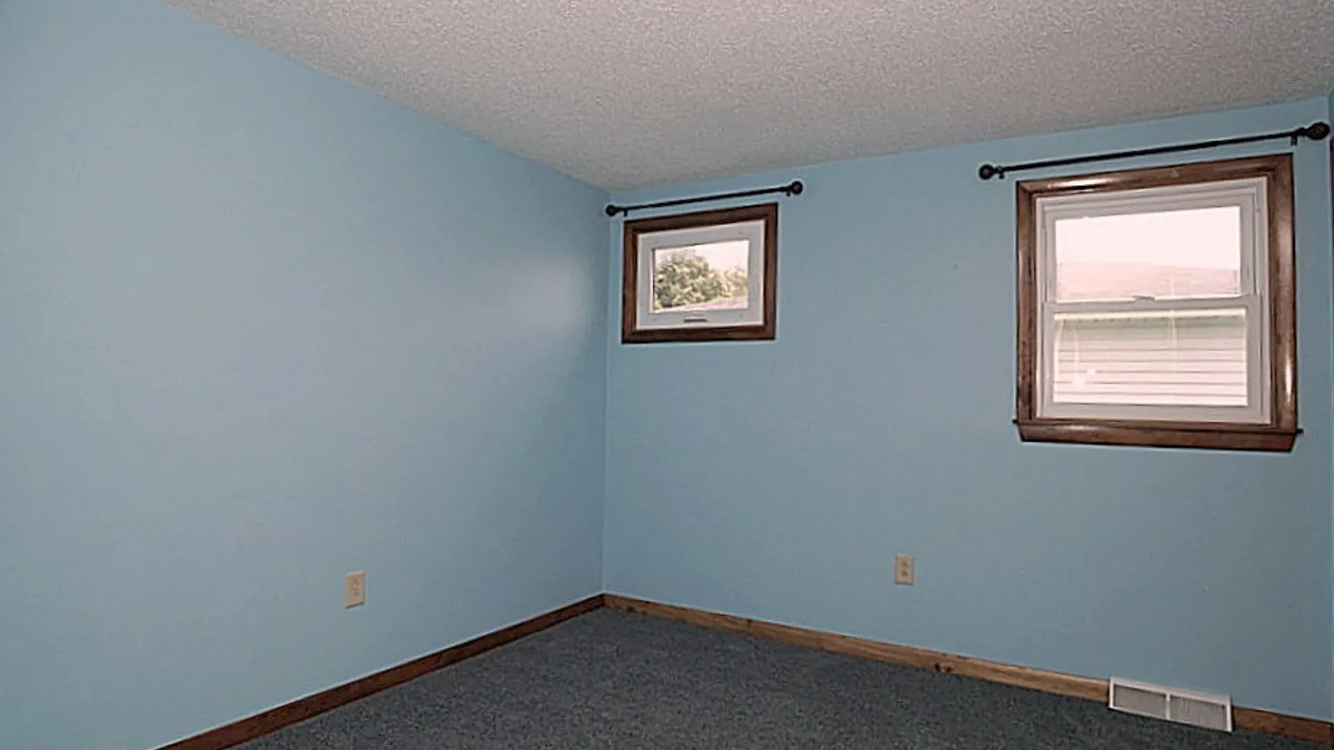 Property at 58 Hillwood Drive, Cheektowaga, NY 14227 13