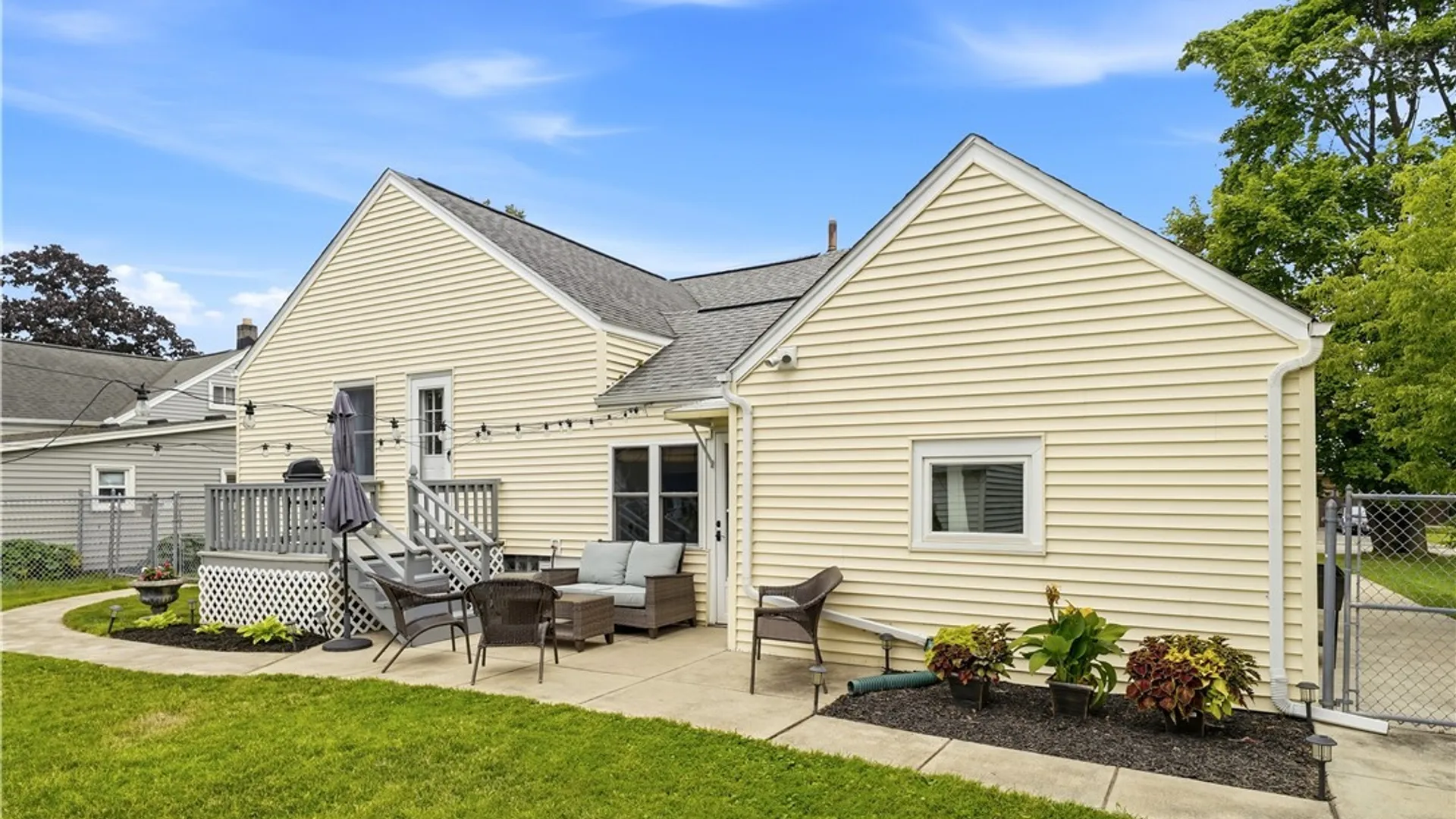 Property at 360 Aurora Street, Lancaster, NY 14086 30