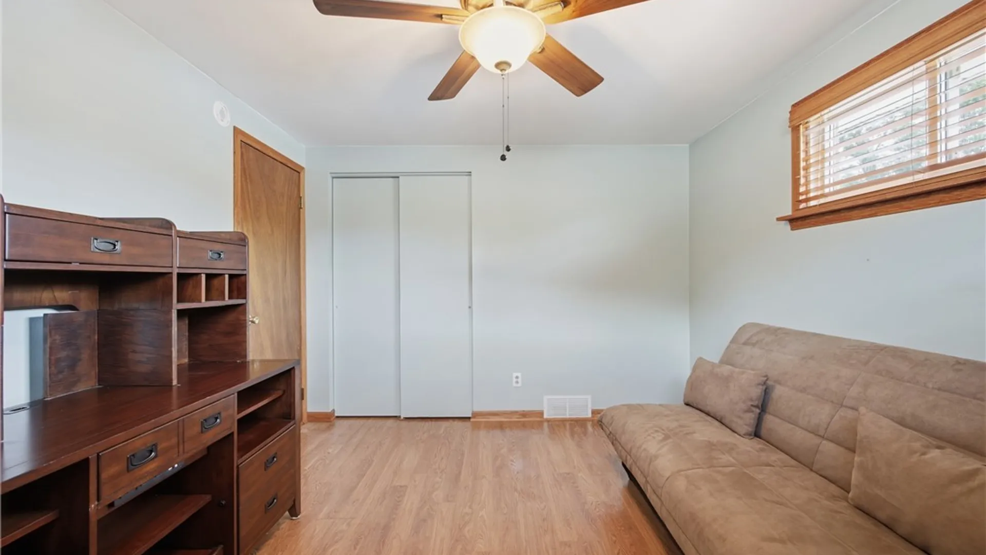 Property at 74 Leni Lane, Cheektowaga, NY 14225 25