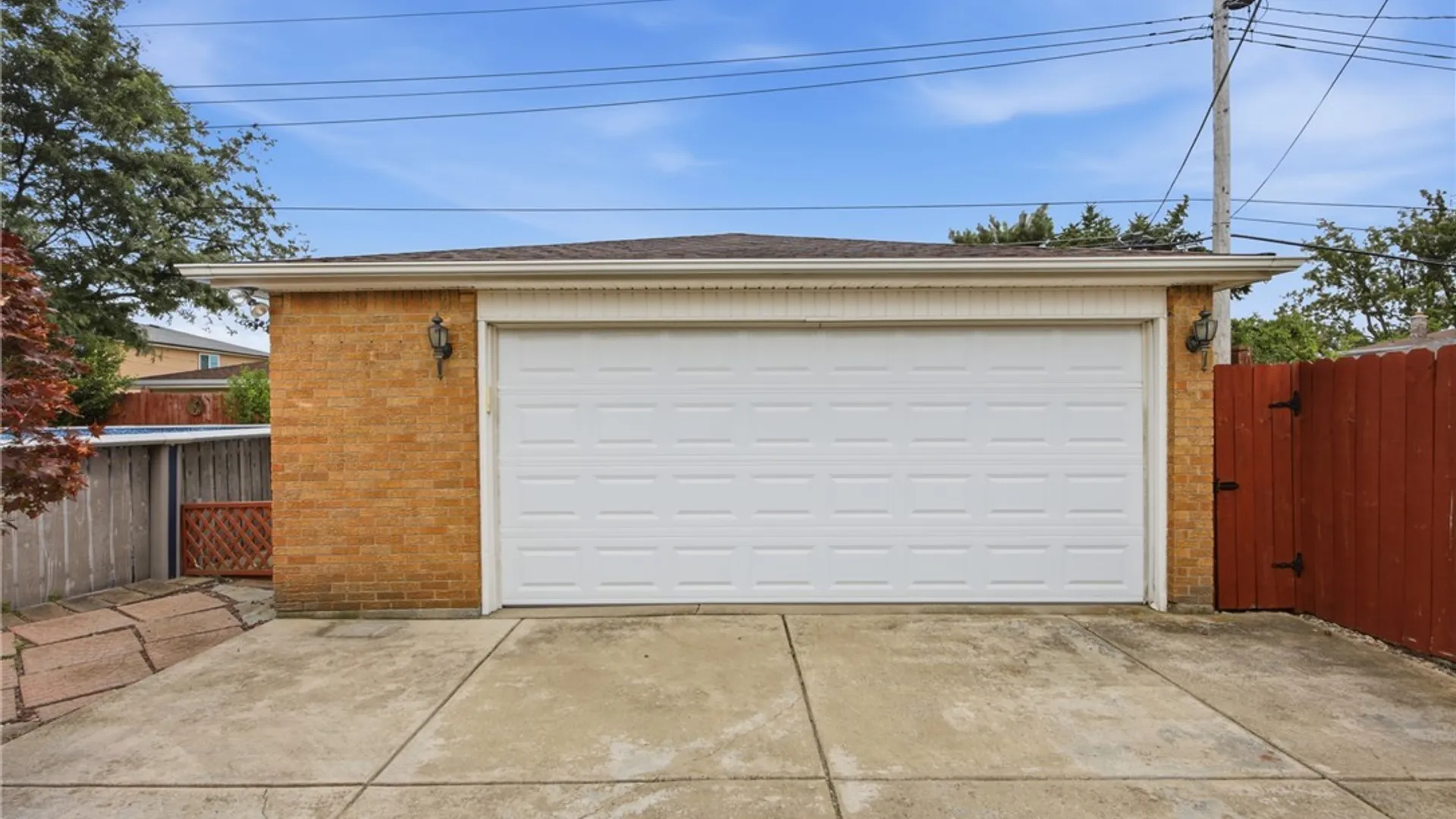 Property at 74 Leni Lane, Cheektowaga, NY 14225 38