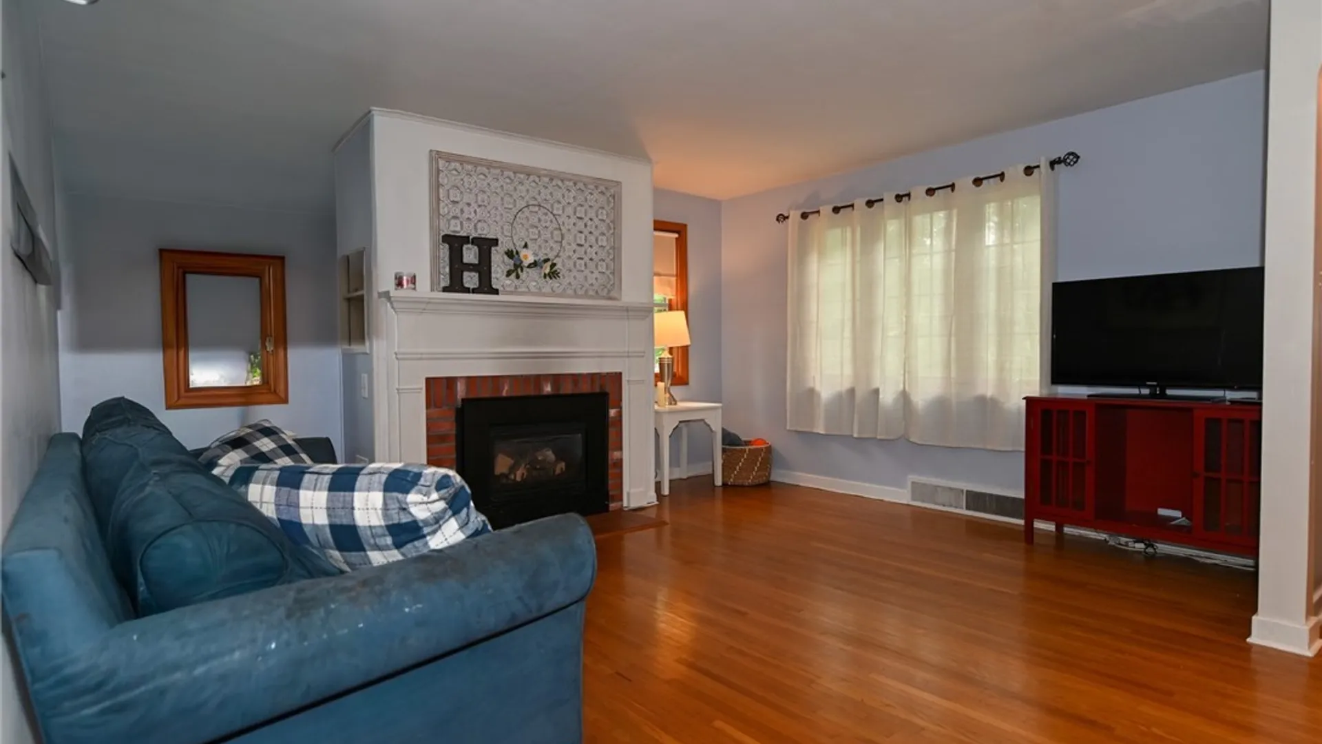 Property at 130 Ivyhurst Road, Amherst, NY 14226 3